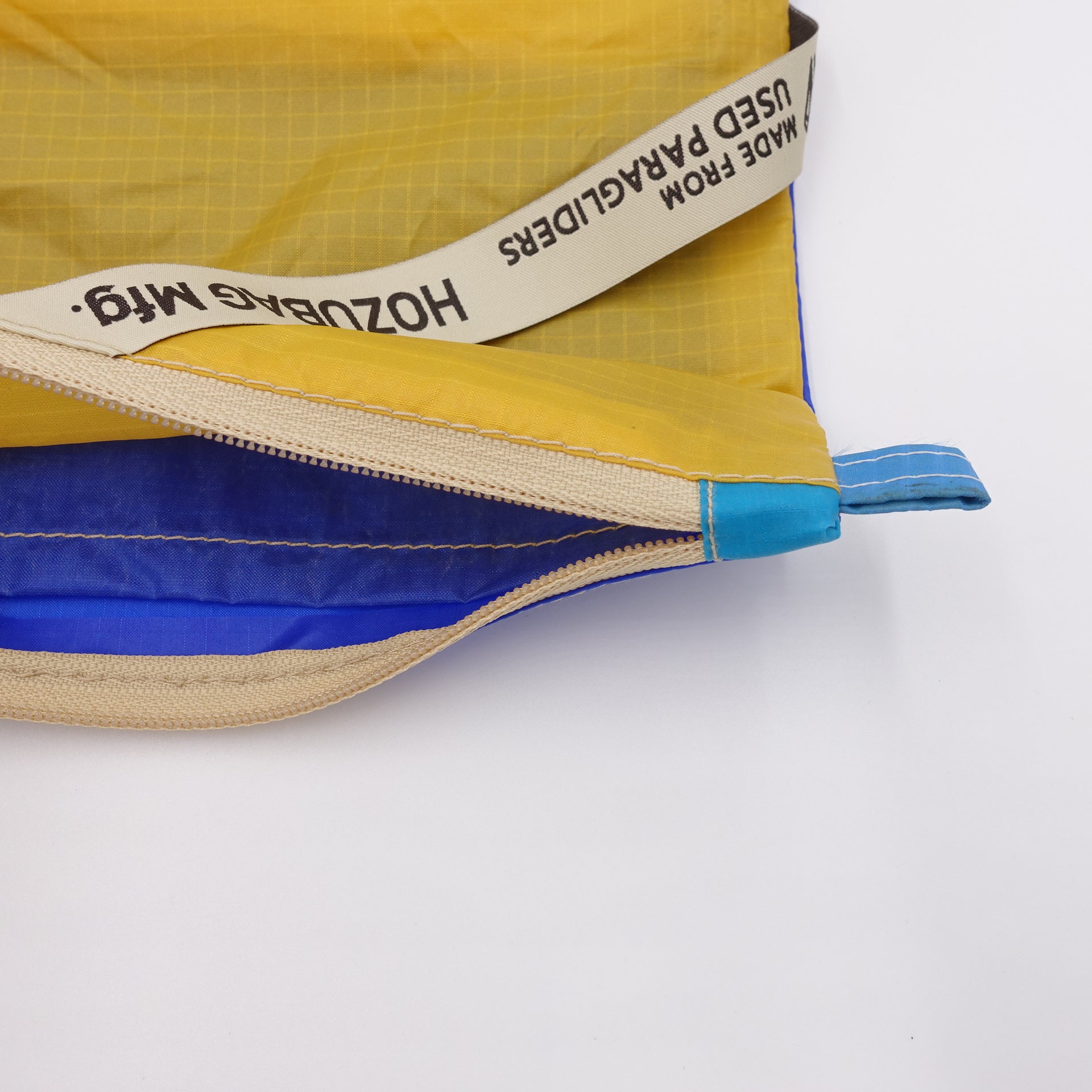 ZIP POUCH_M