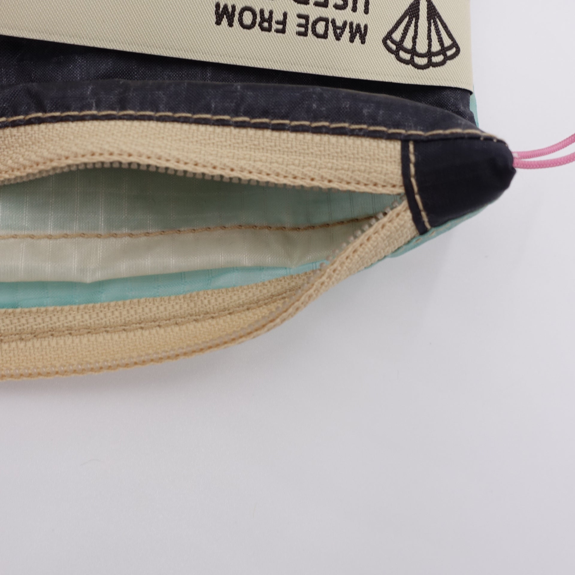 ZIP POUCH_S
