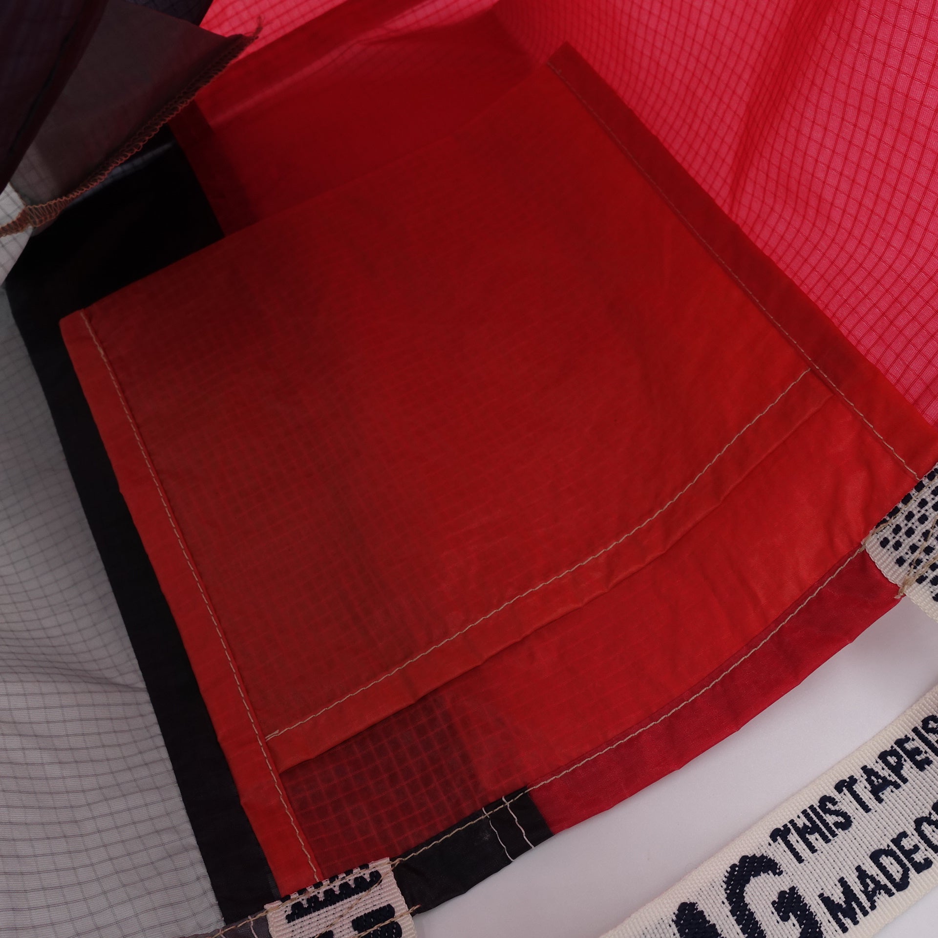 EXCLUSIVE CUT_TOTE M