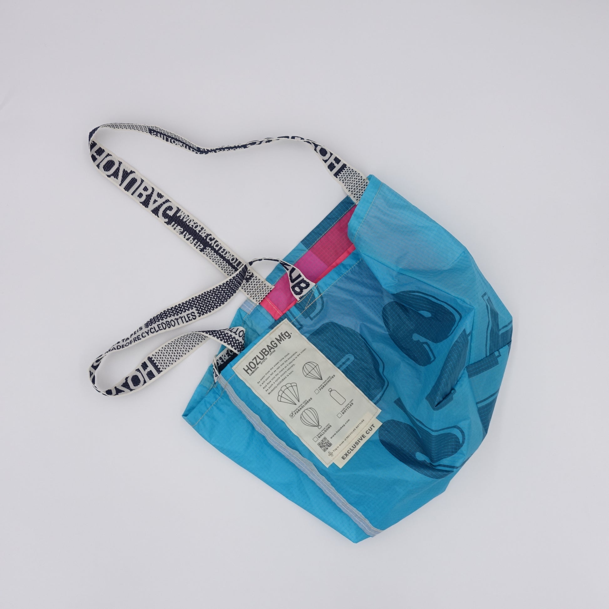EXCLUSIF CUT_TOTE M