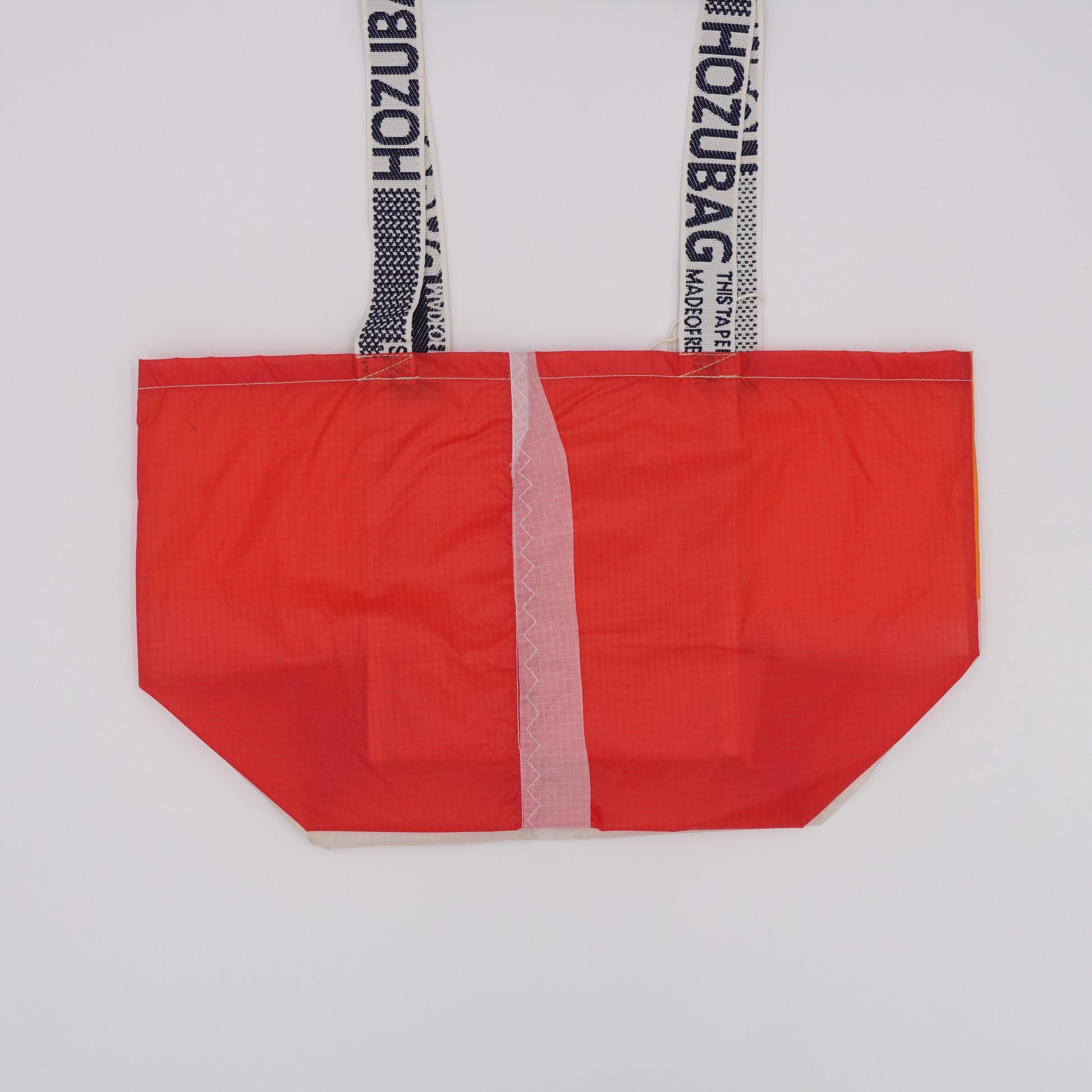 EXCLUSIF CUT_TOTE M