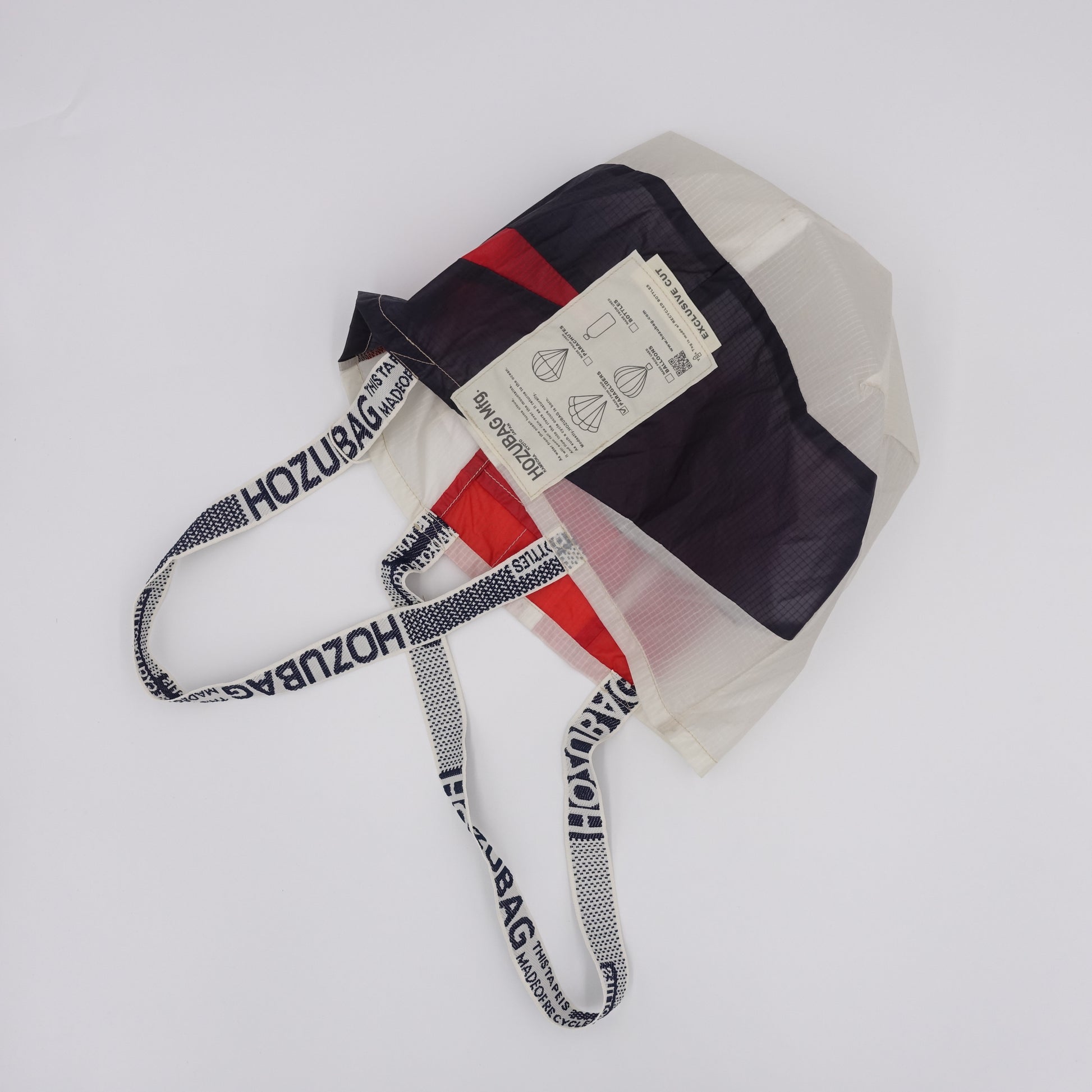 EXCLUSIF CUT_TOTE M