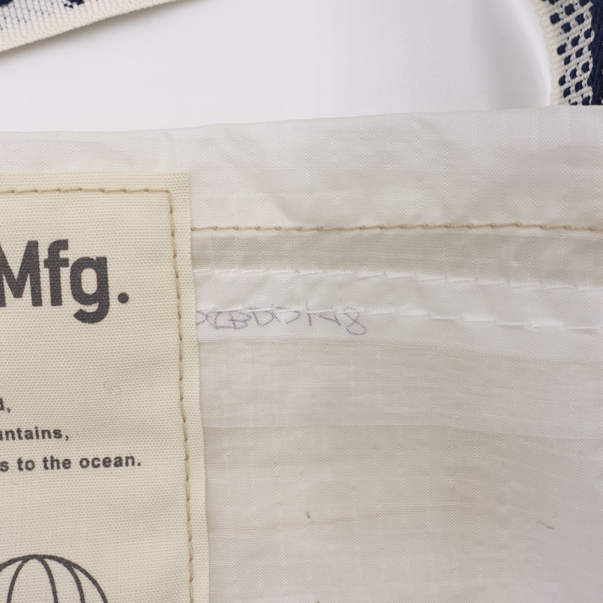 EXCLUSIVE CUT_SACOCHE