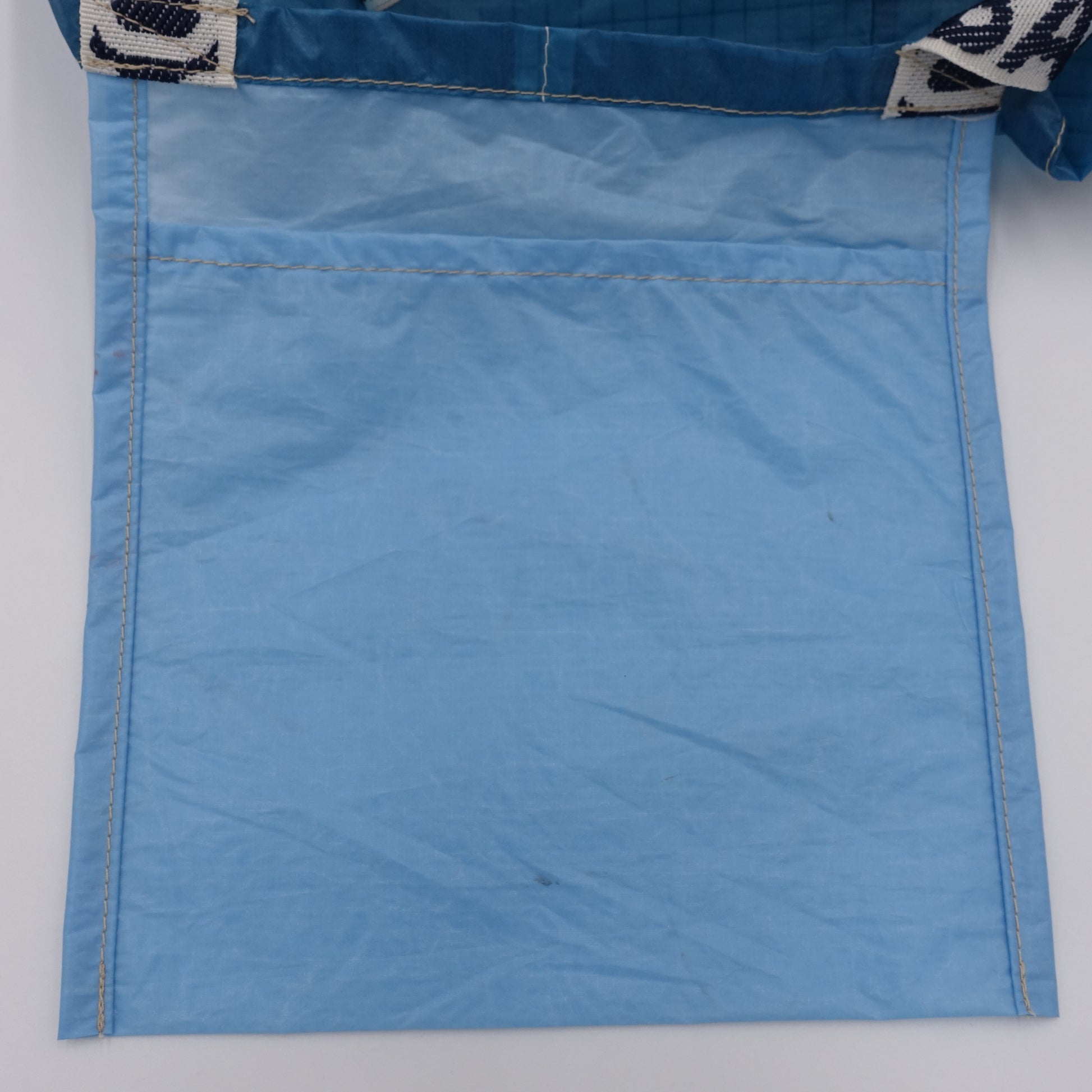 EXCLUSIVE CUT_TOTE M