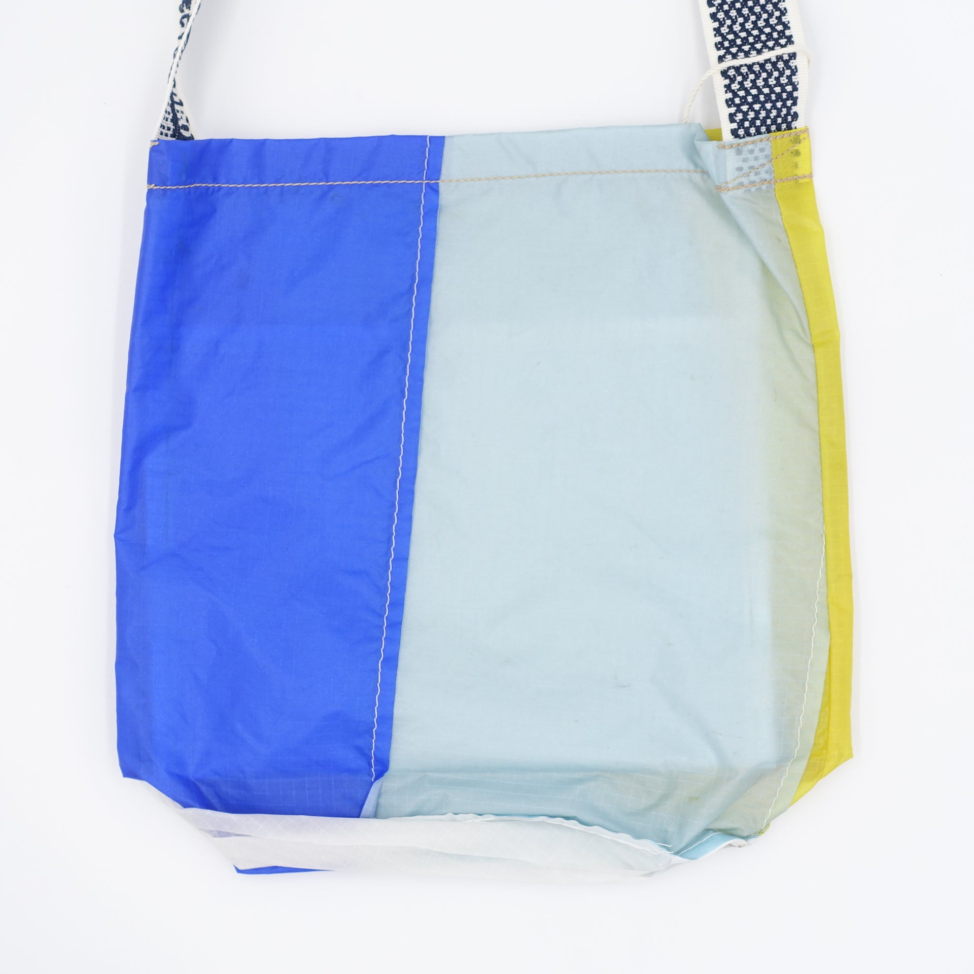 EXCLUSIVE CUT_SACOCHE