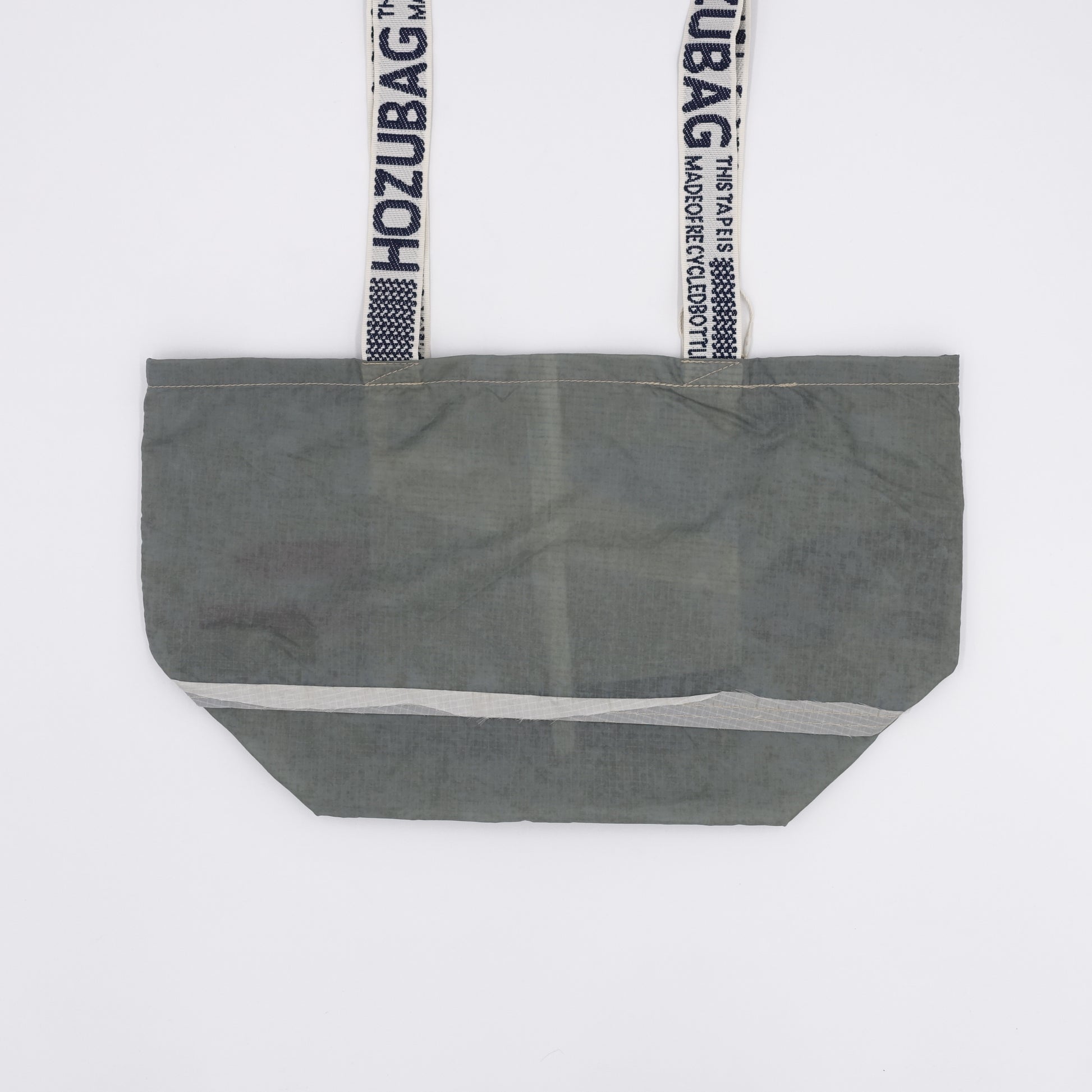 EXCLUSIF CUT_TOTE M