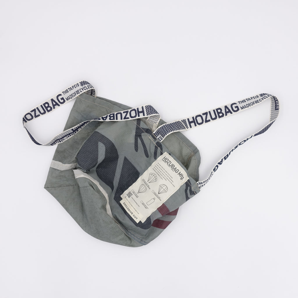 EXCLUSIF CUT_TOTE M