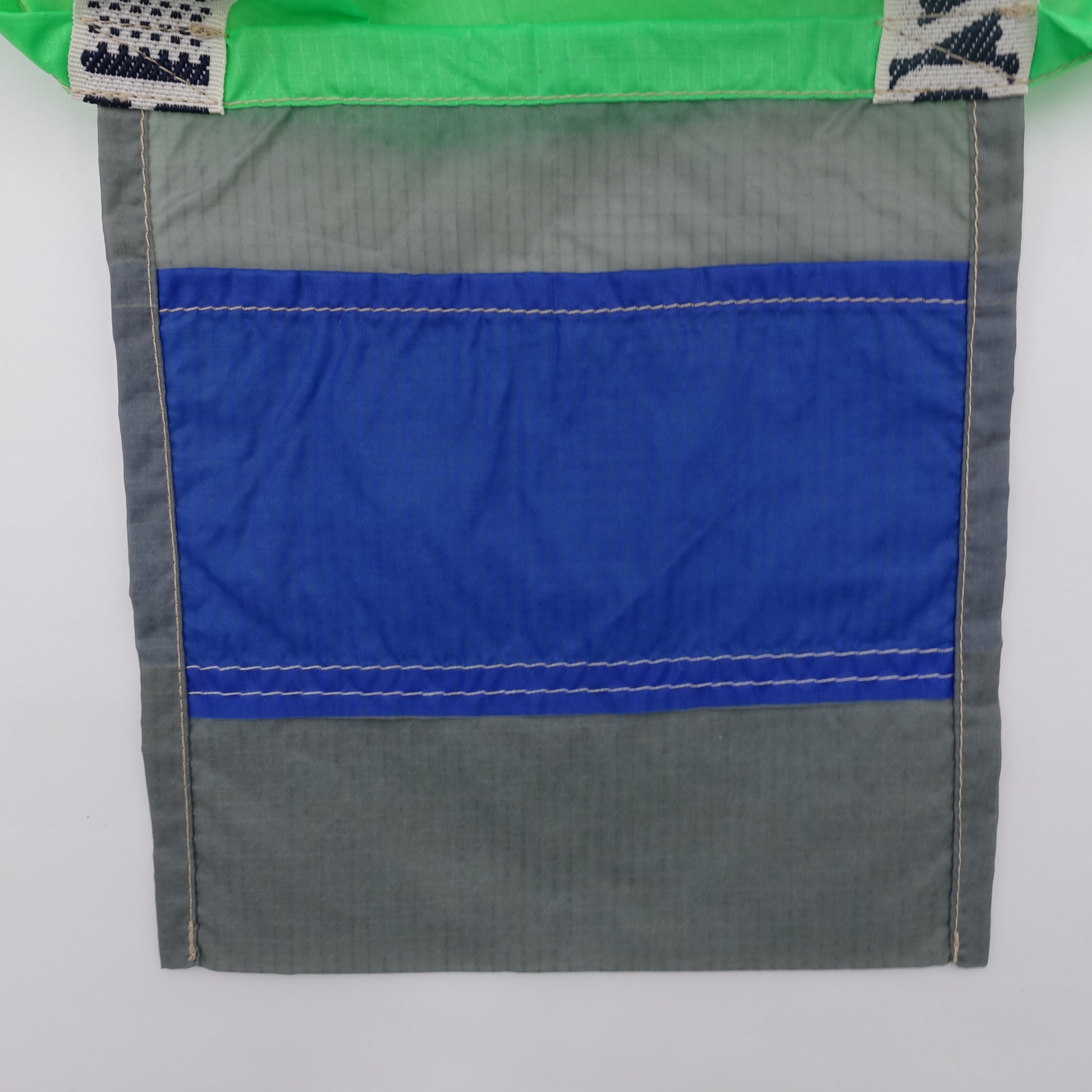 EXCLUSIVE CUT_TOTE M