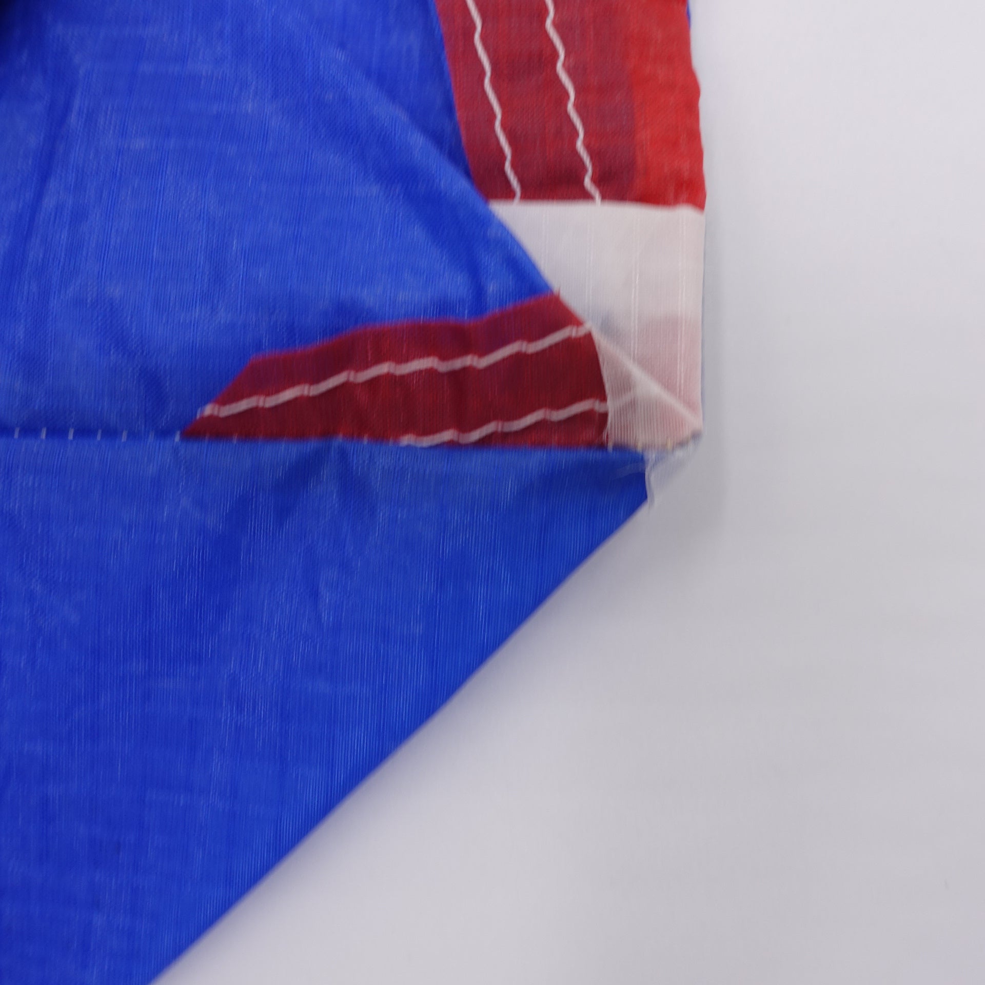 EXCLUSIVE CUT_TOTE M