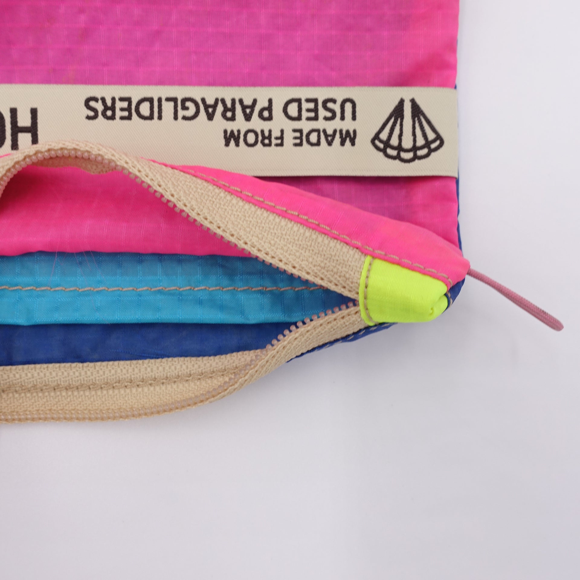 ZIP POUCH_S