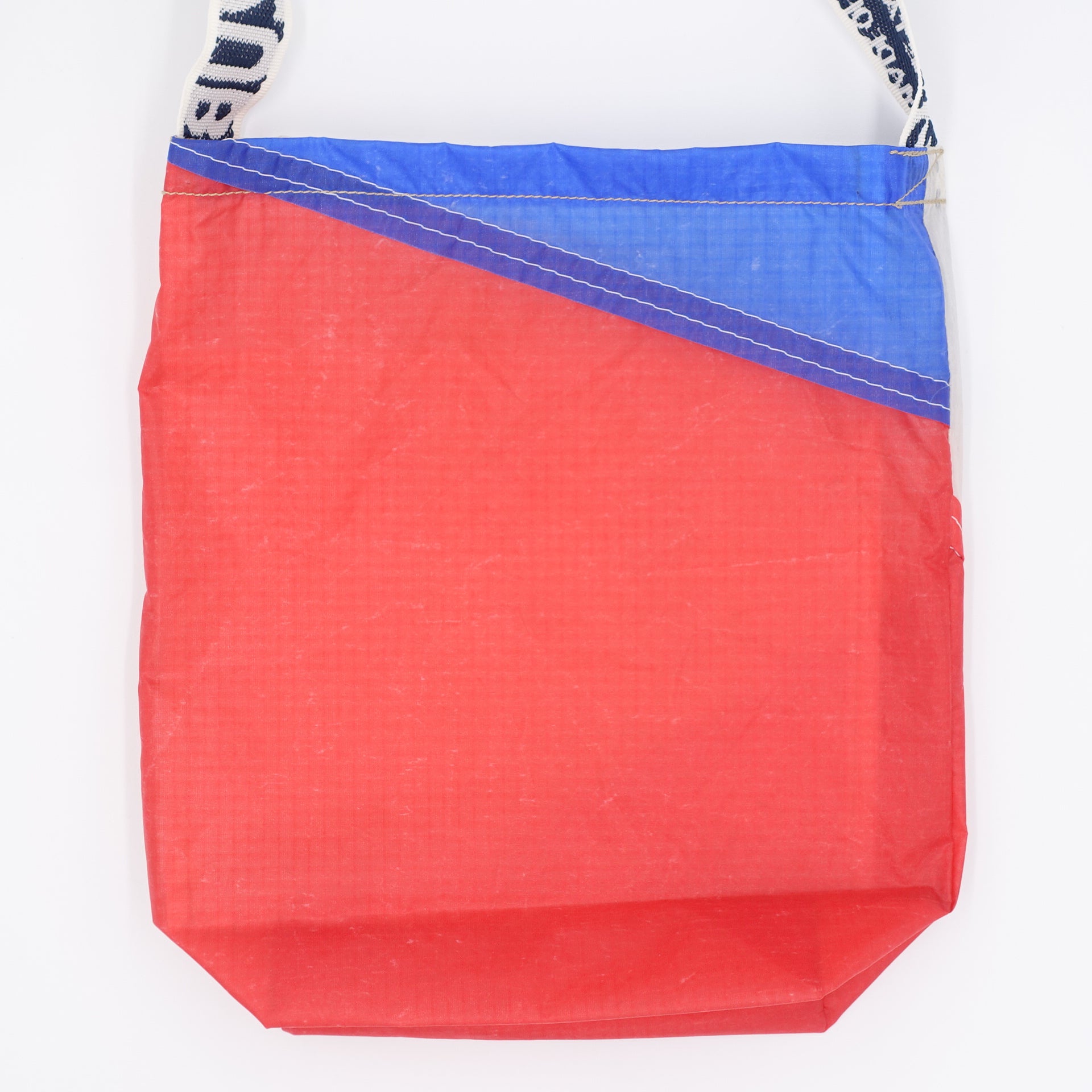 EXCLUSIVE CUT_SACOCHE