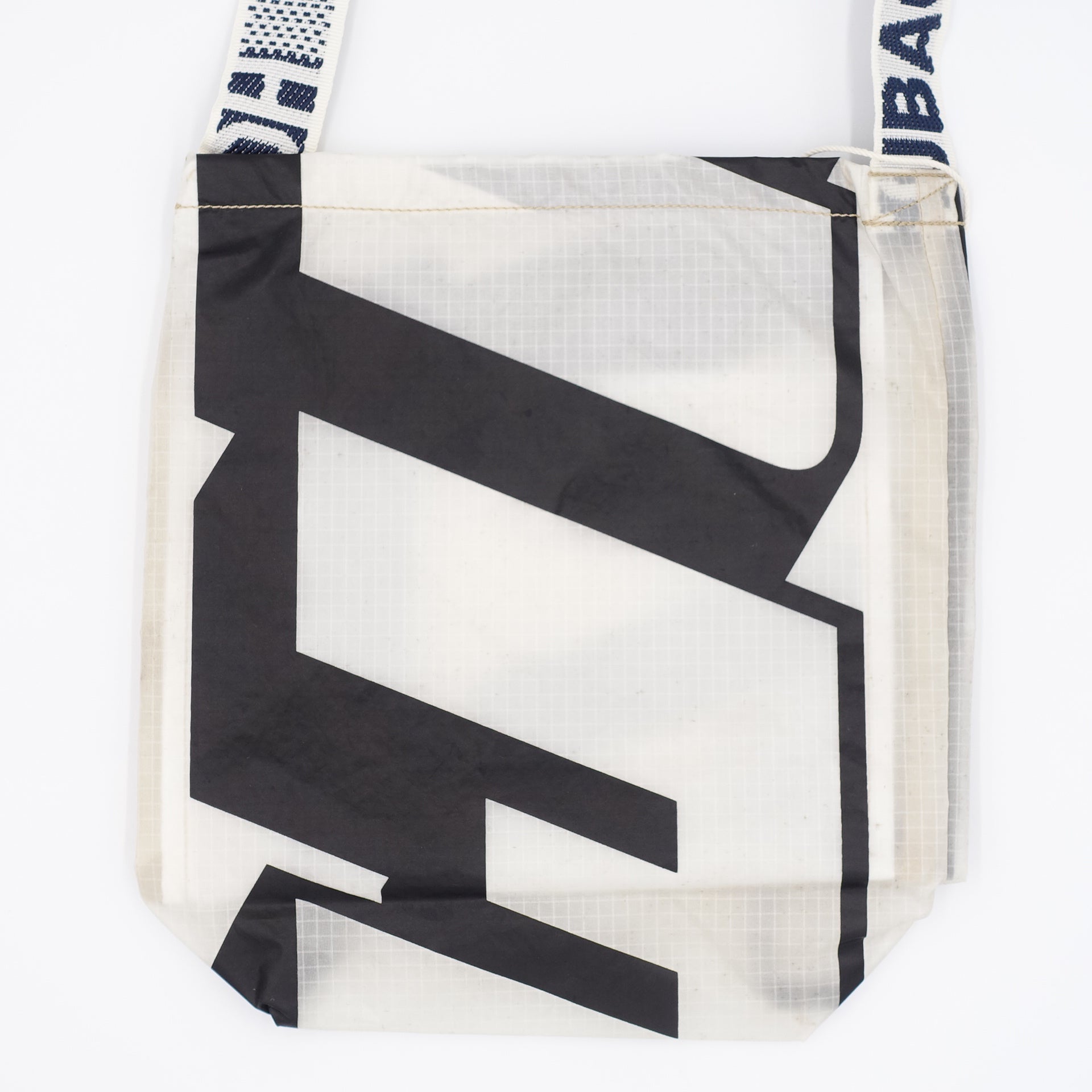 EXCLUSIVE CUT_SACOCHE