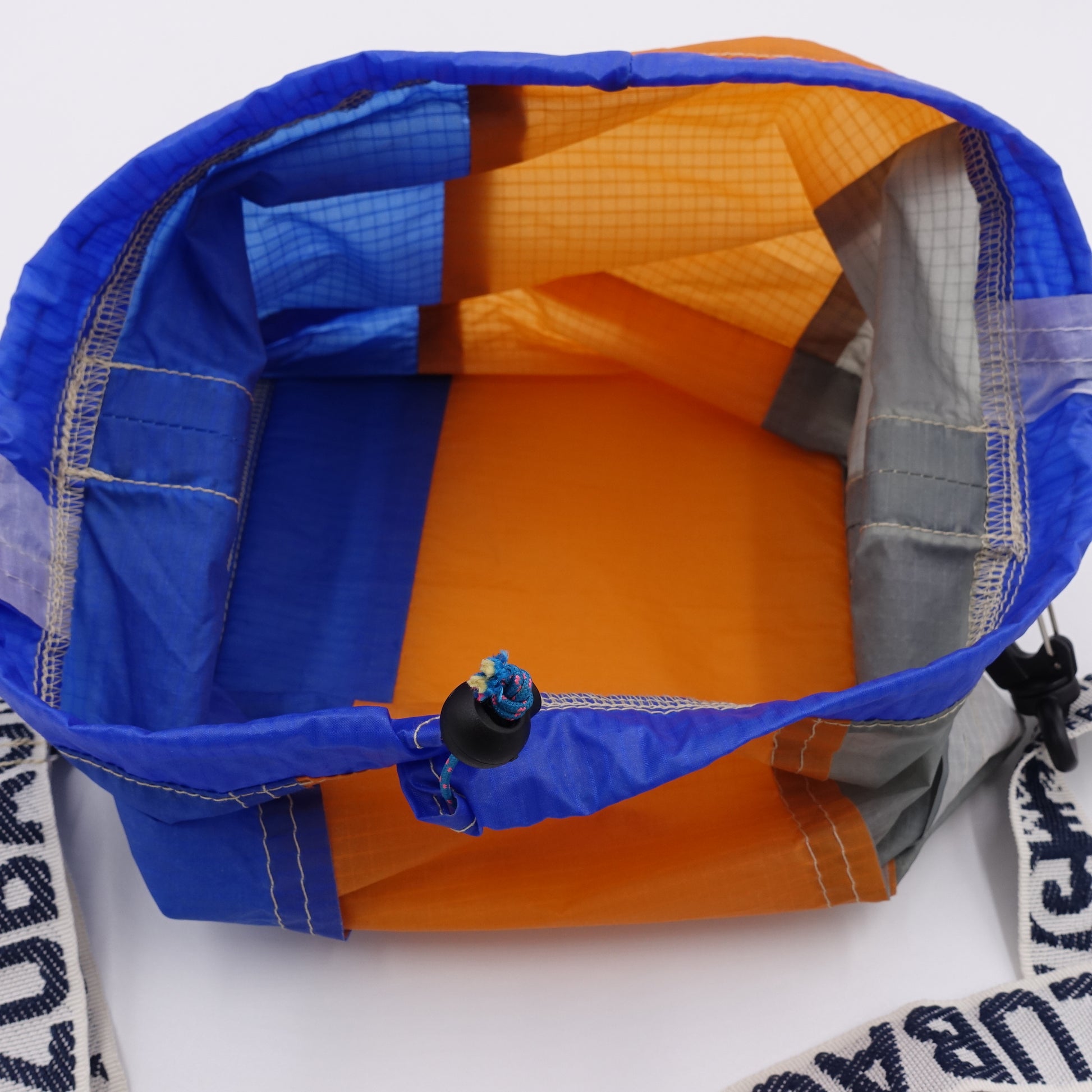 DRAWSTRING_S