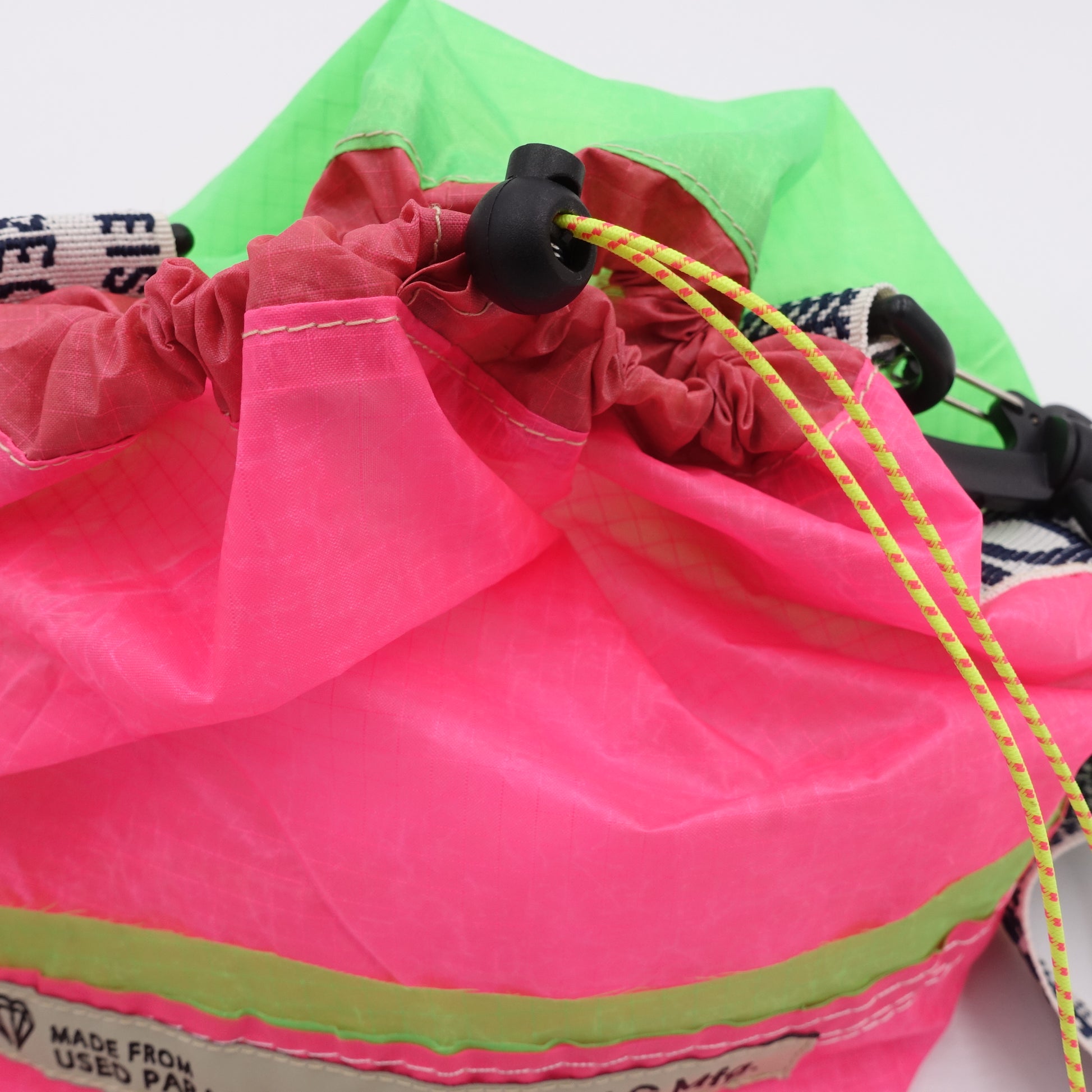DRAWSTRING_S