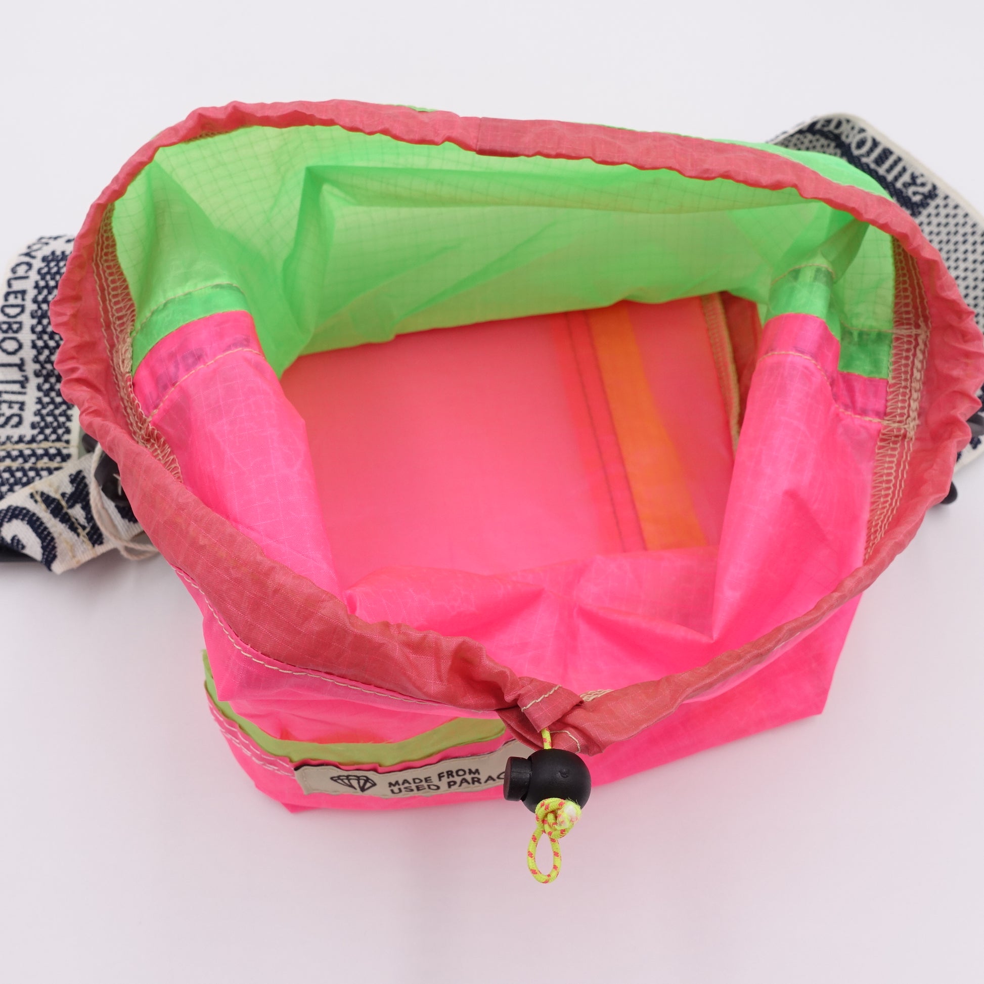 DRAWSTRING_S