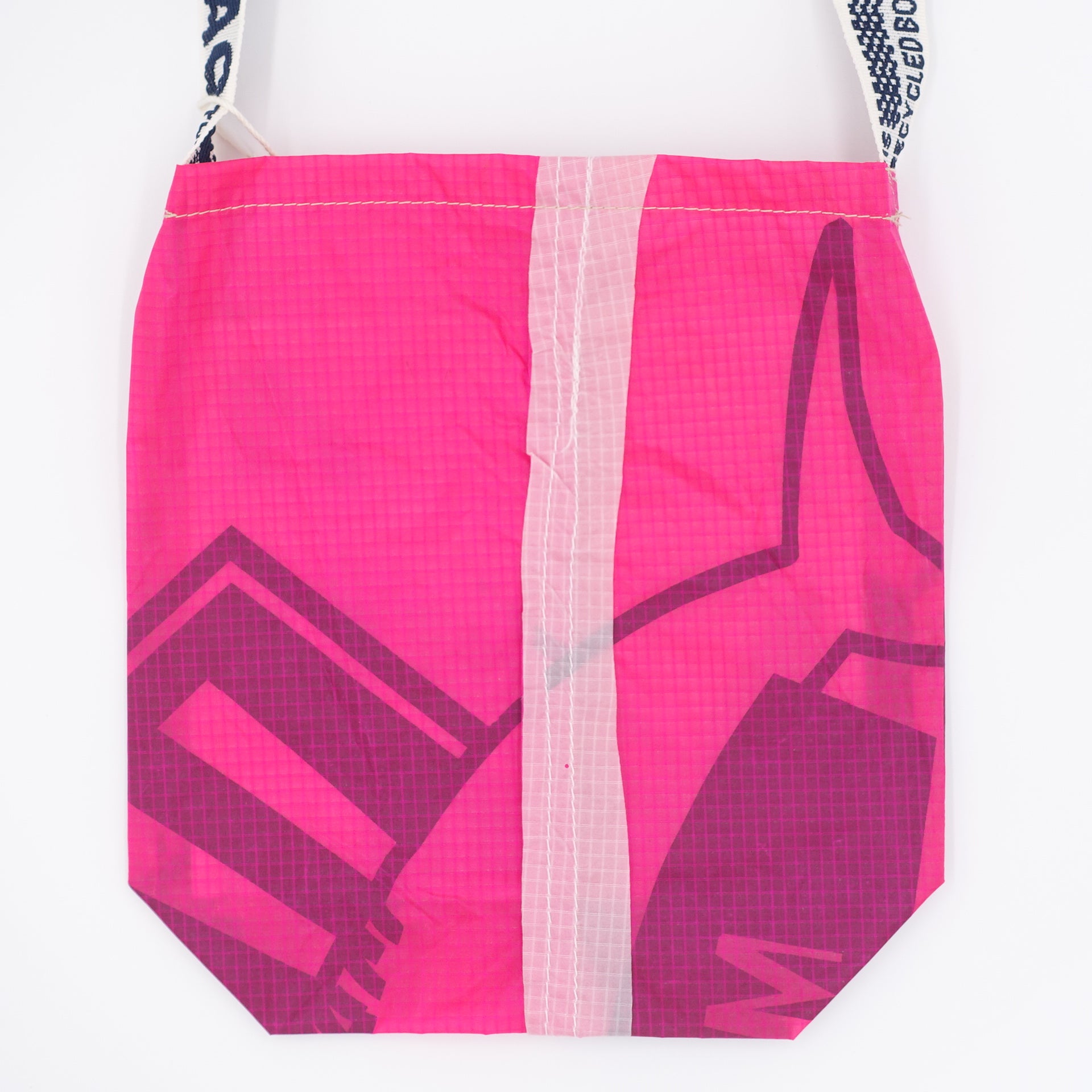 EXCLUSIVE CUT_SACOCHE