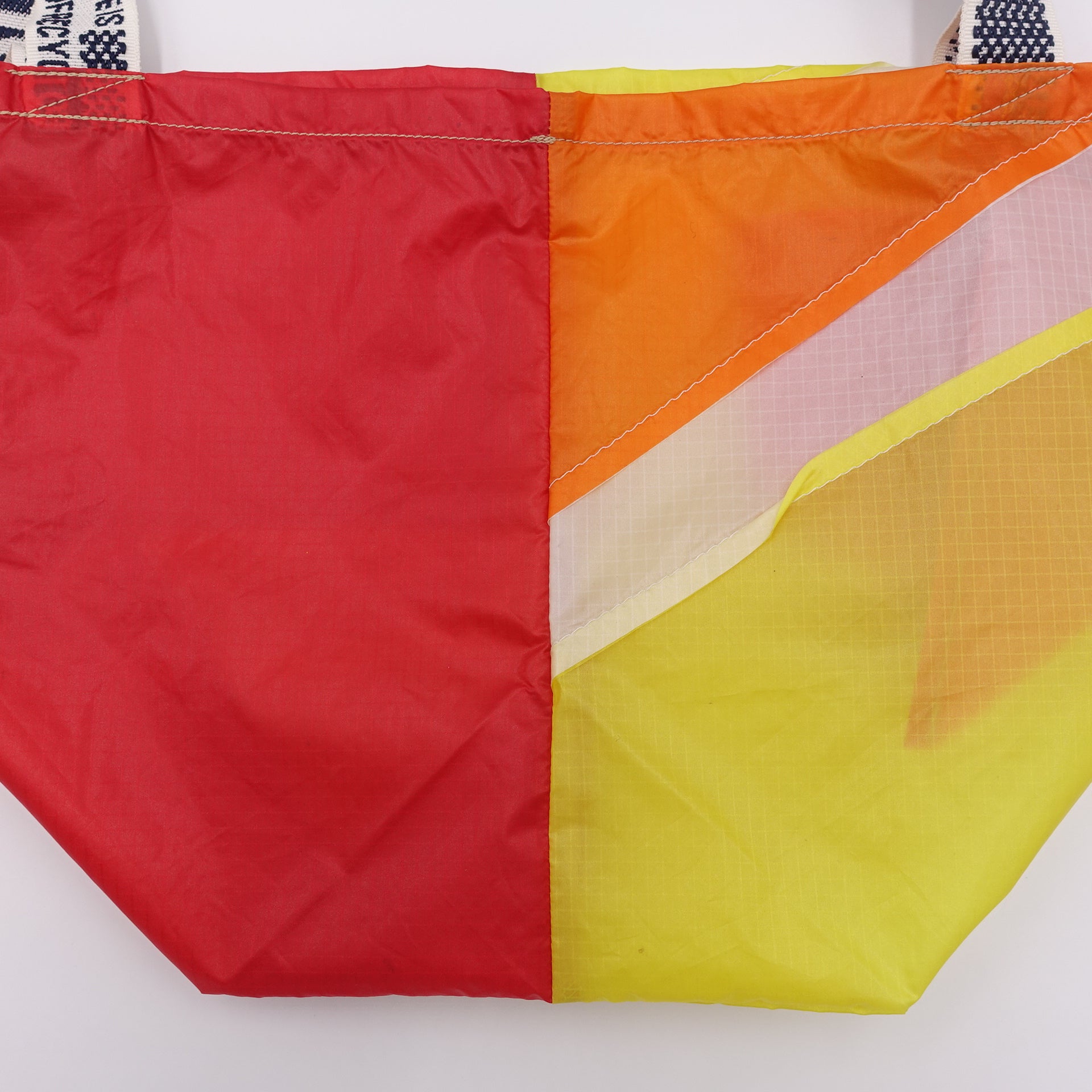 EXCLUSIVE CUT_TOTE M