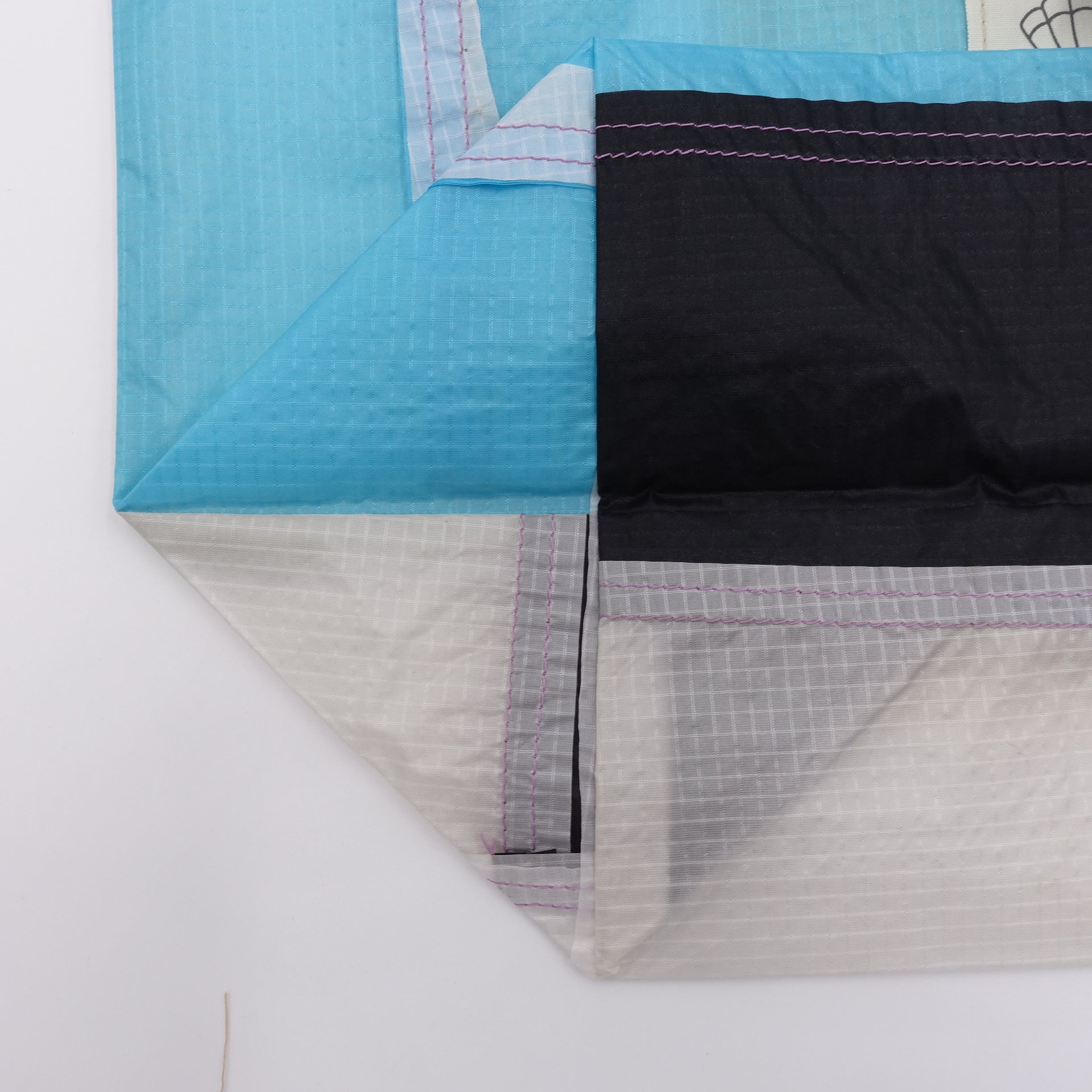 EXCLUSIVE CUT_TOTE M