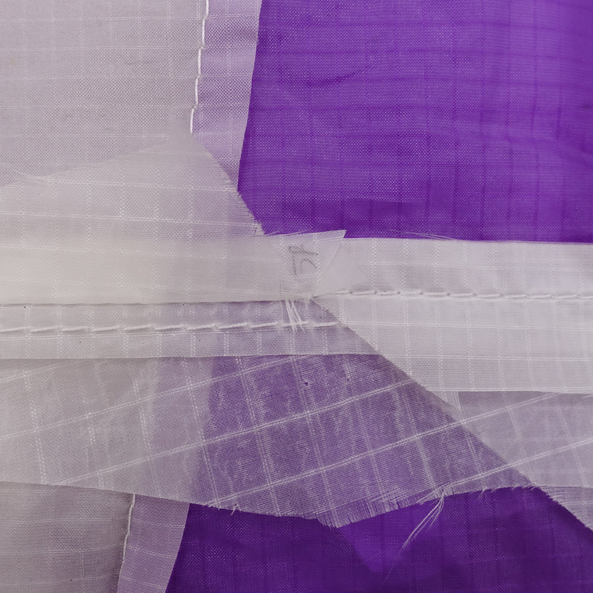 EXCLUSIVE CUT_TOTE M