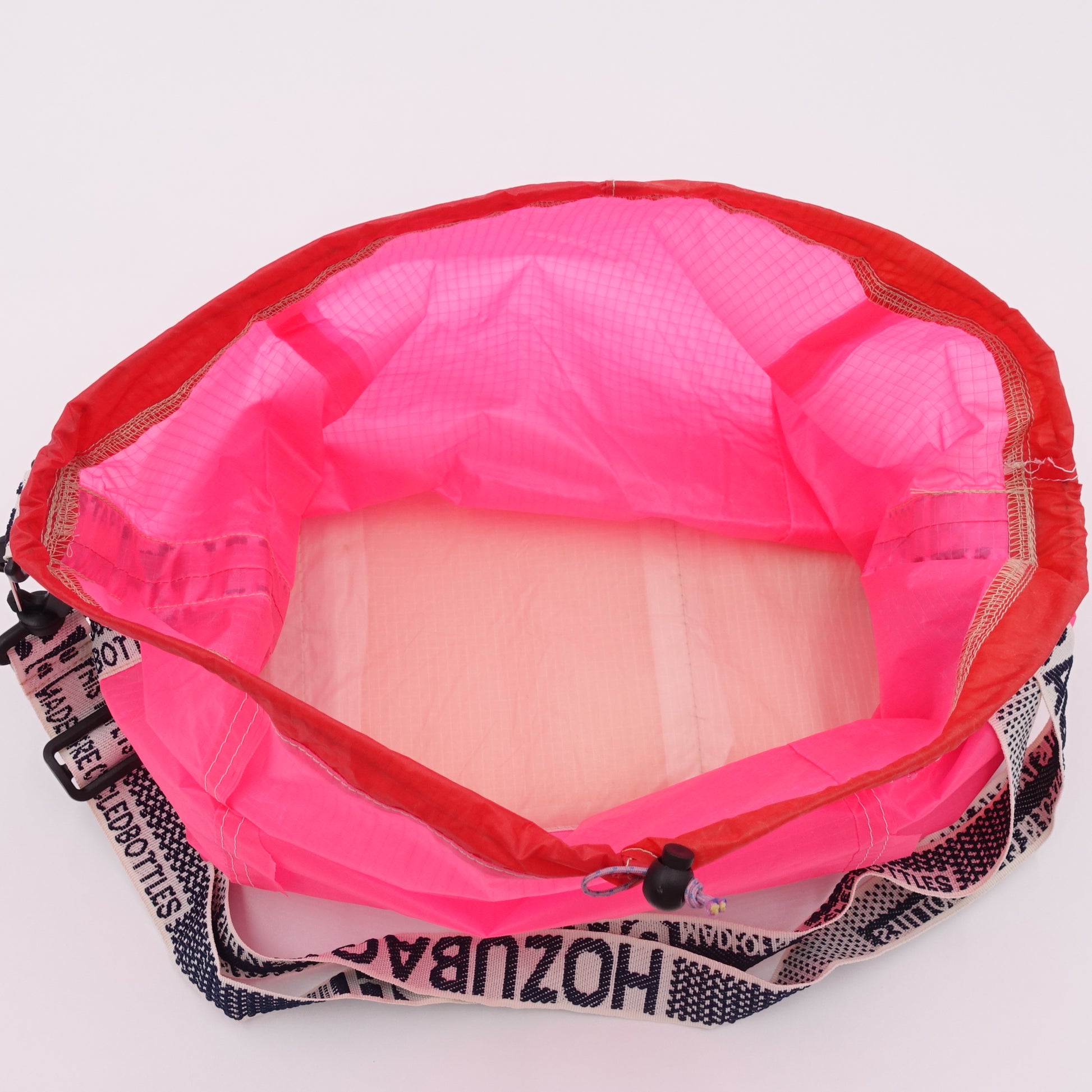 DRAWSTRING_M