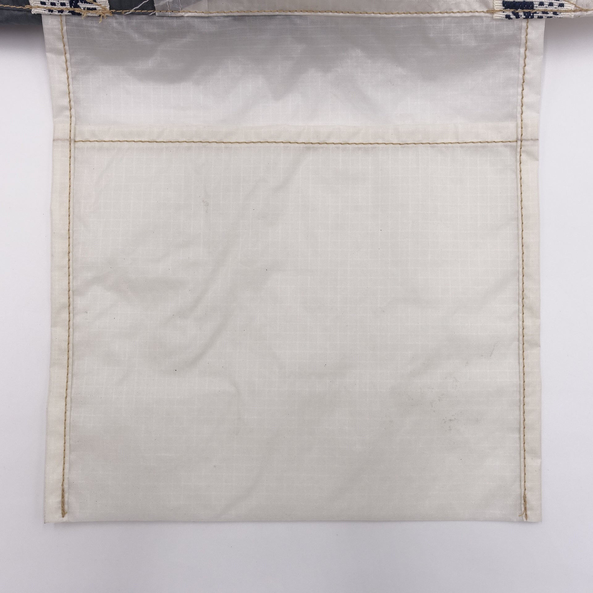 EXCLUSIVE CUT_TOTE M