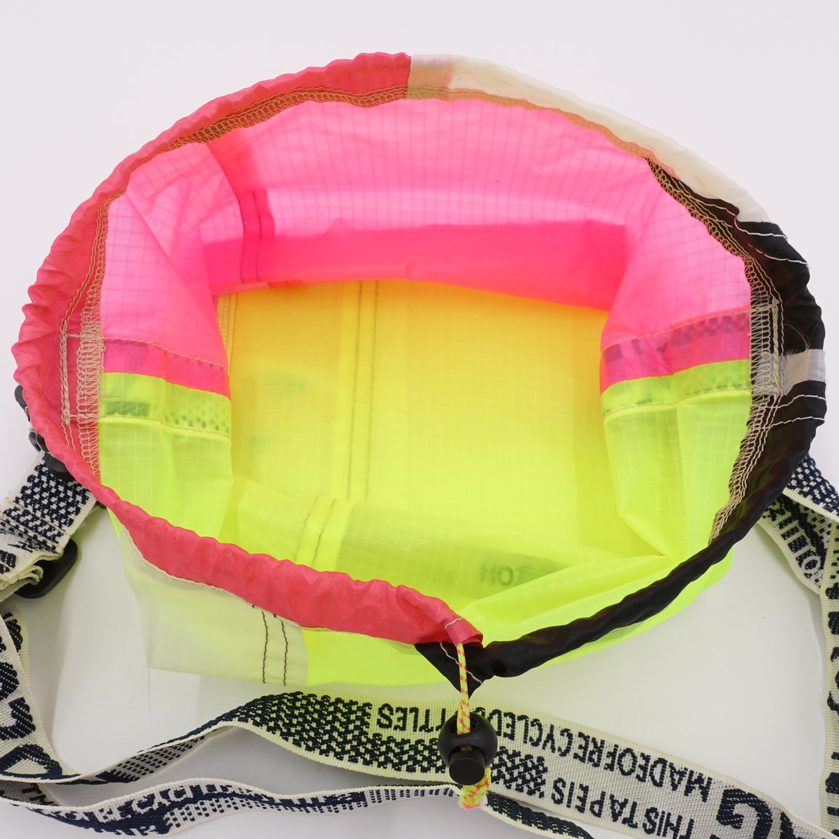 DRAWSTRING_S