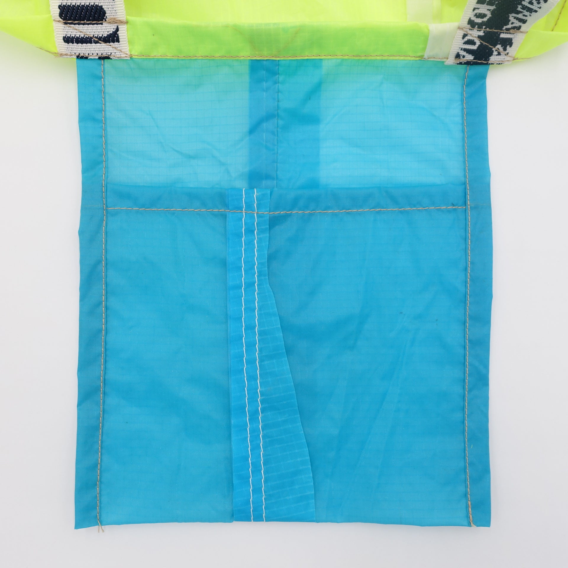 EXCLUSIVE CUT_TOTE L