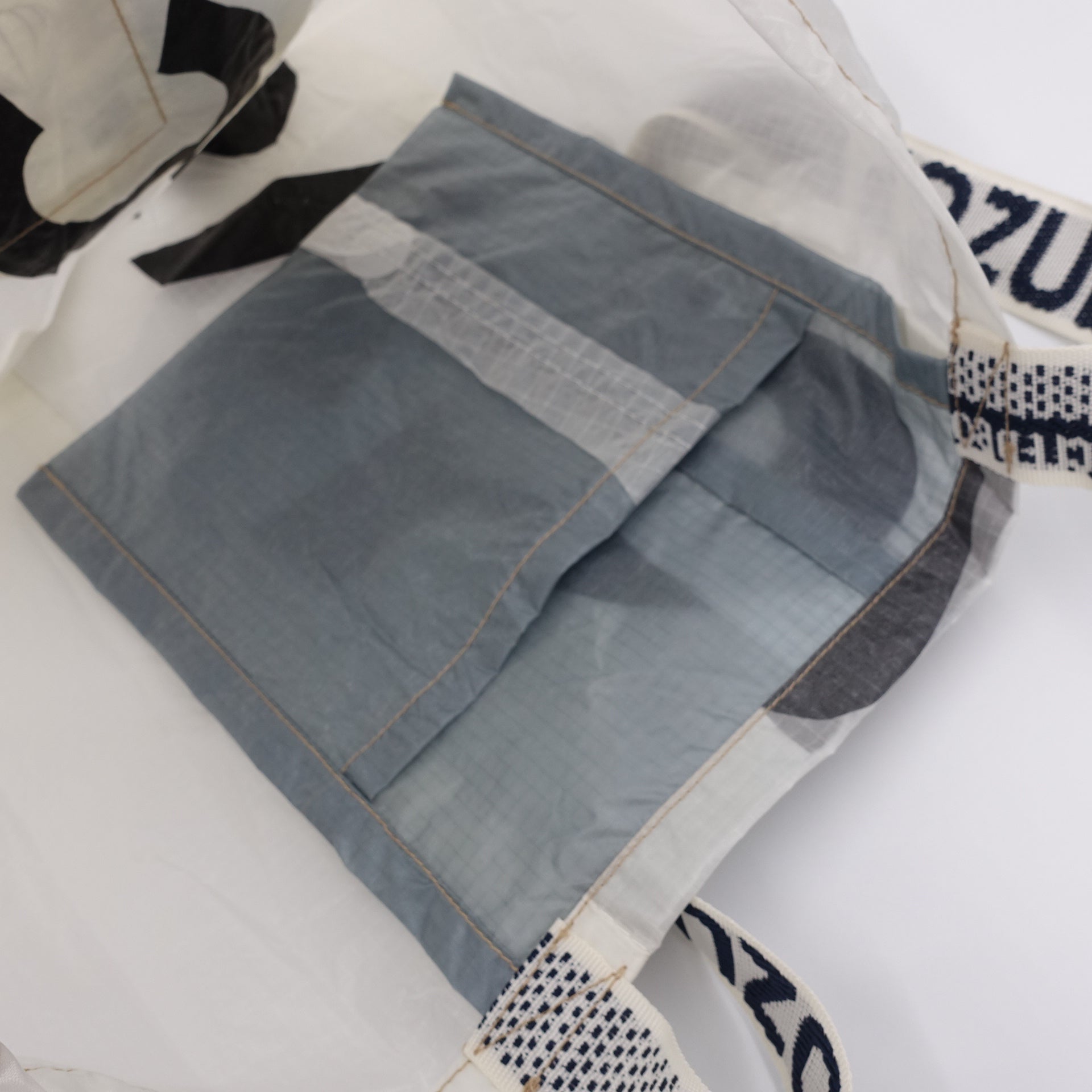 EXCLUSIVE CUT_TOTE L