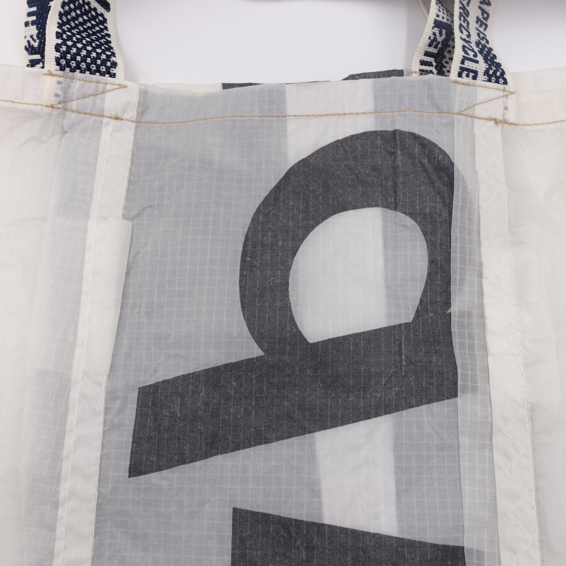 EXCLUSIVE CUT_TOTE L