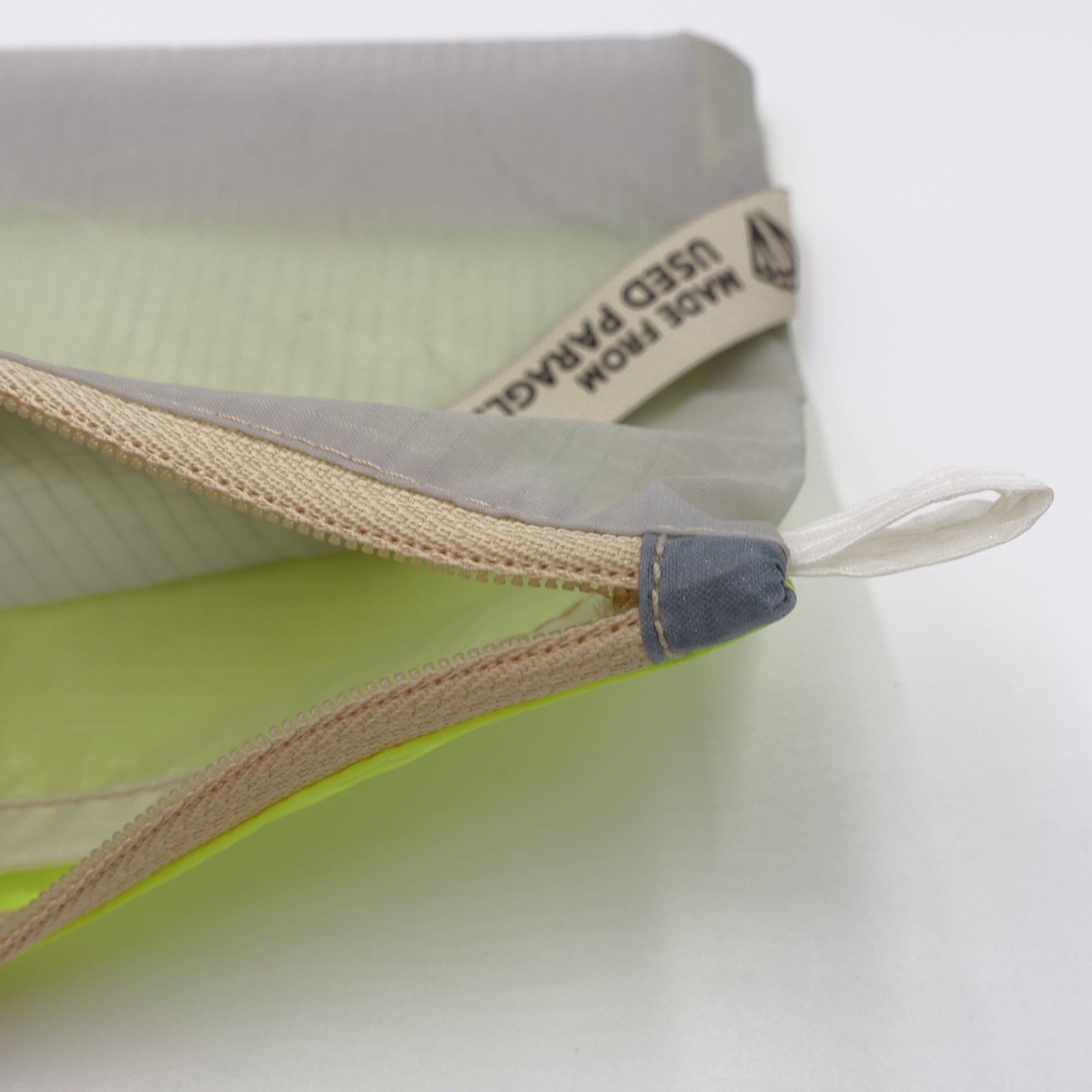ZIP POUCH_M