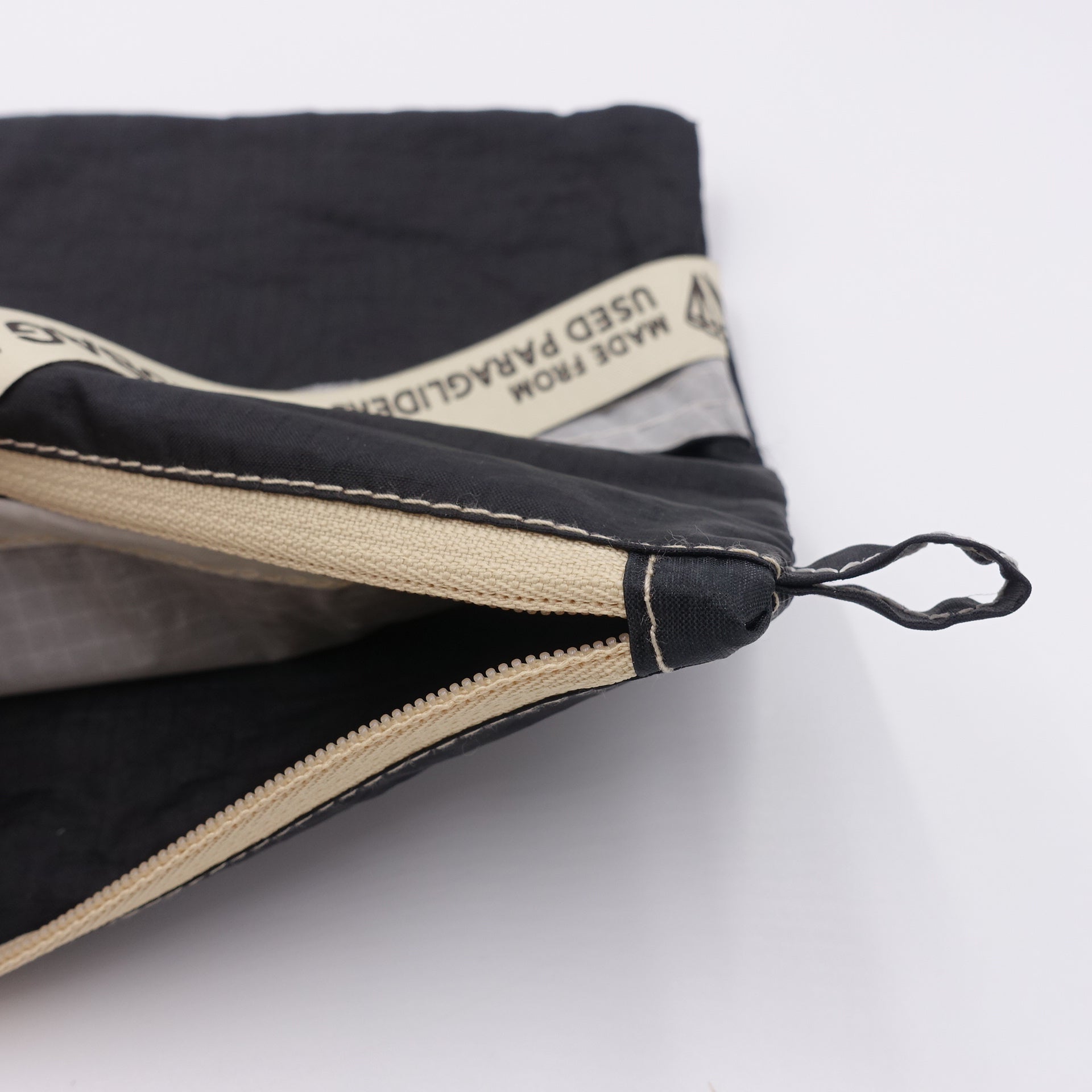 ZIP POUCH_M