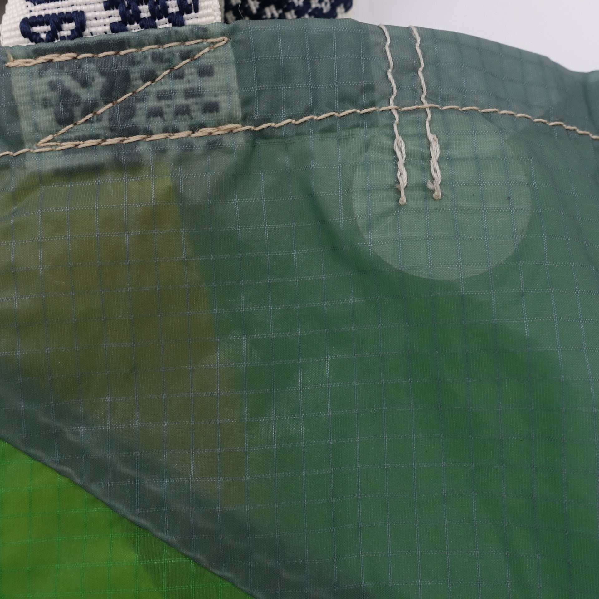 EXCLUSIVE CUT_TOTE M