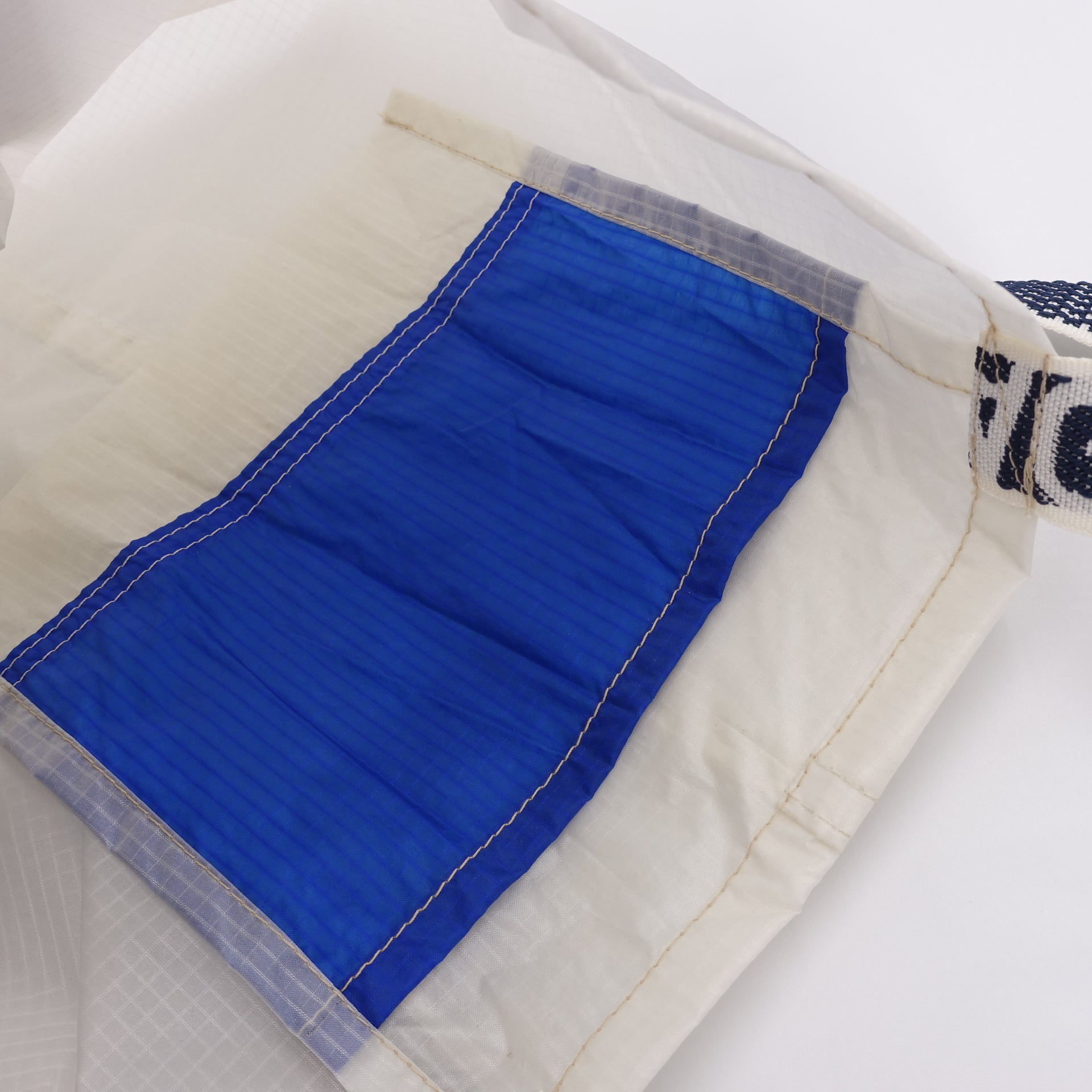 EXCLUSIVE CUT_TOTE M