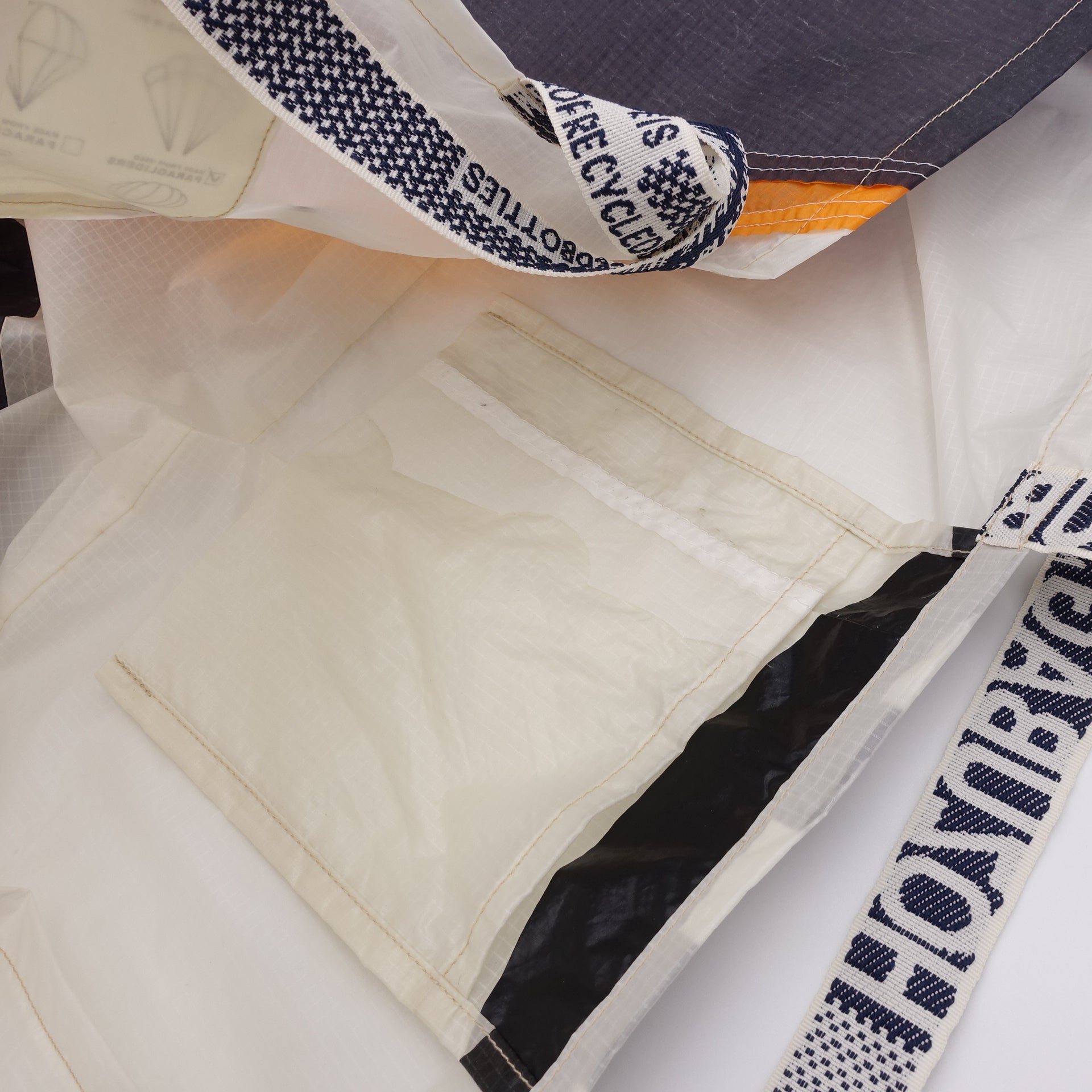 EXCLUSIVE CUT_TOTE XL