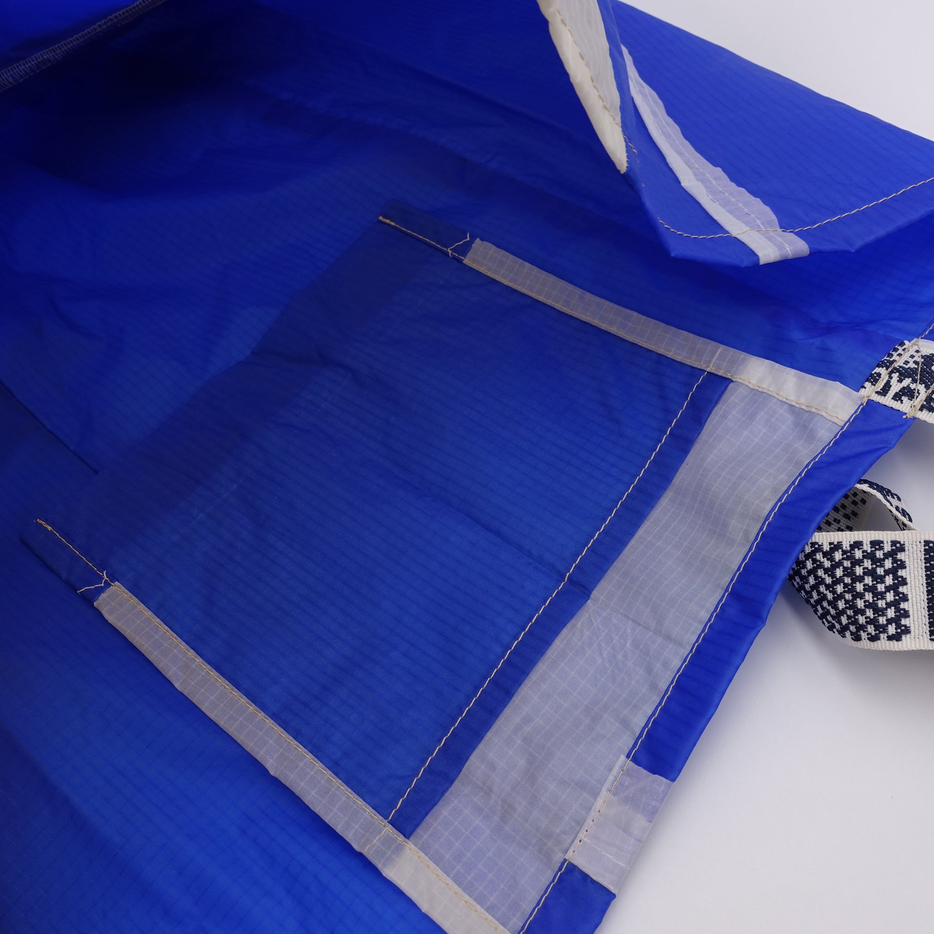 EXCLUSIVE CUT_TOTE XL