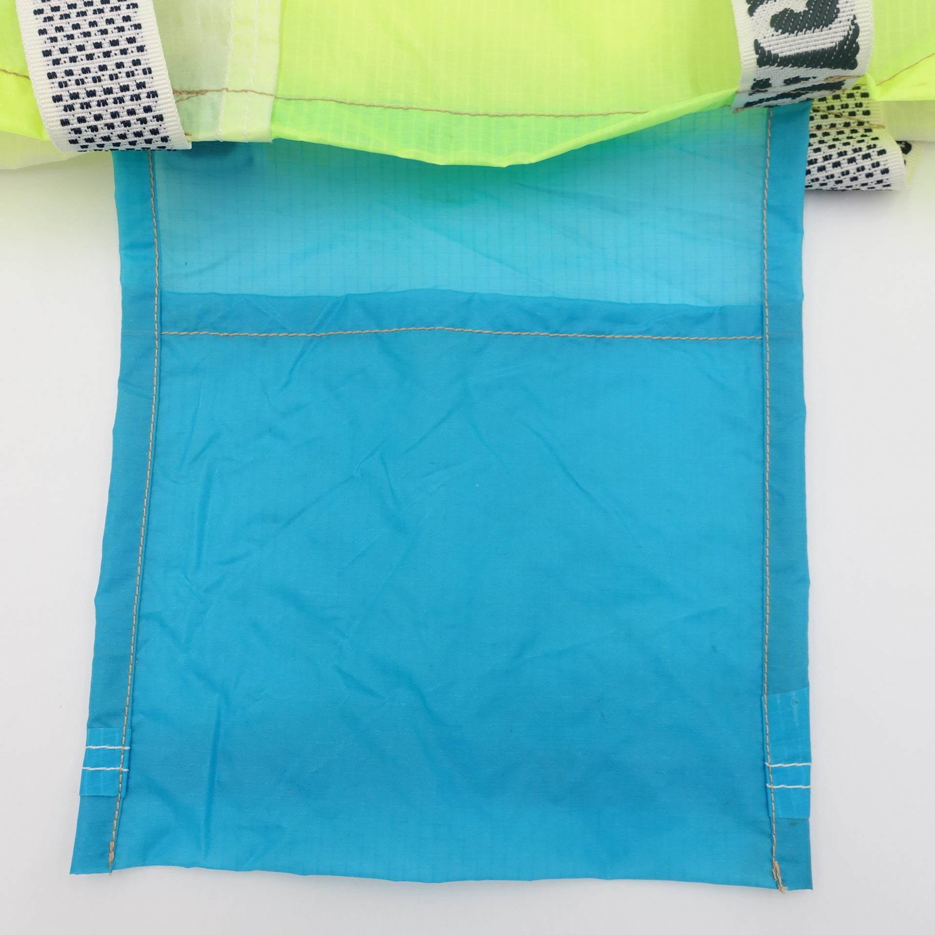 EXCLUSIVE CUT_TOTE L