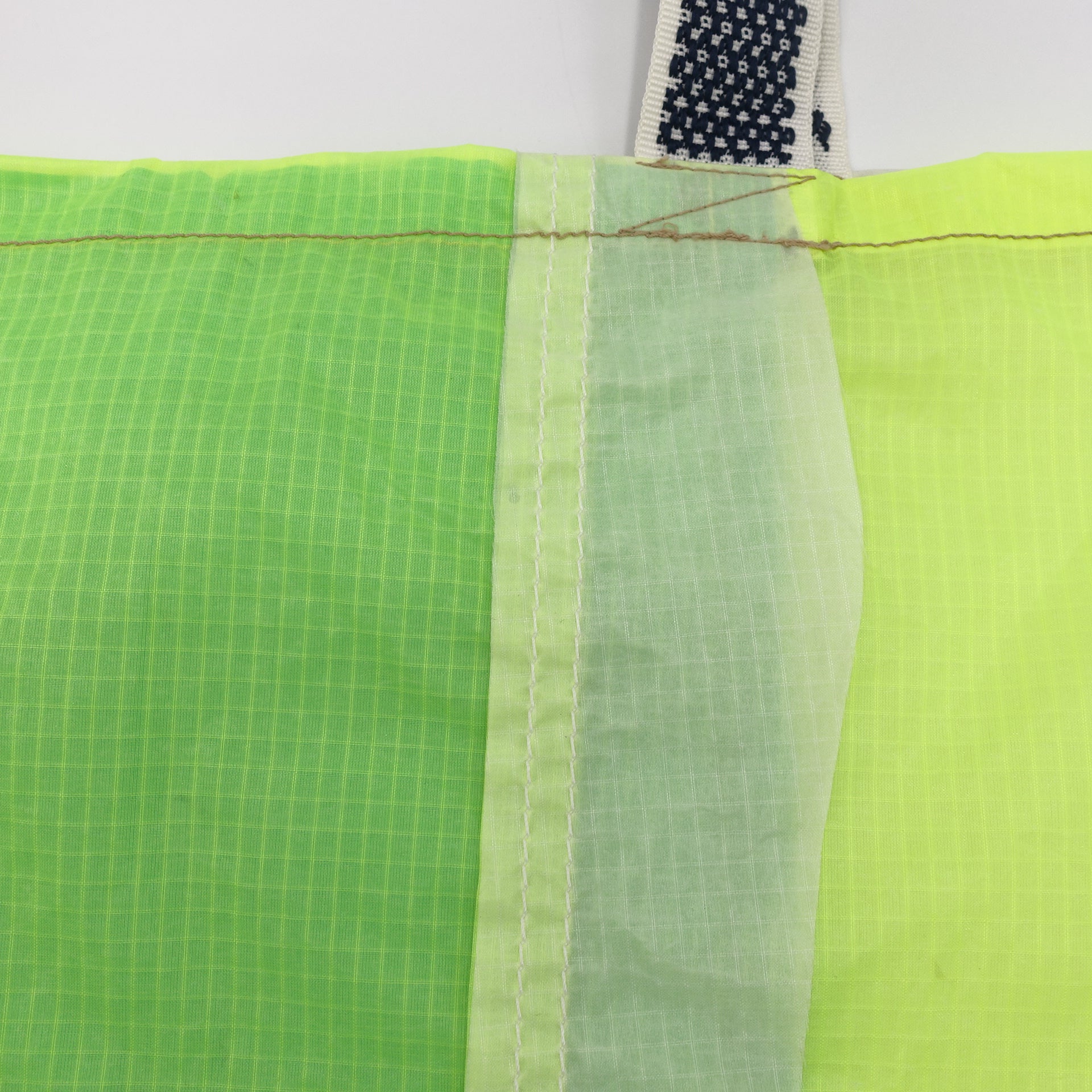 EXCLUSIVE CUT_TOTE L