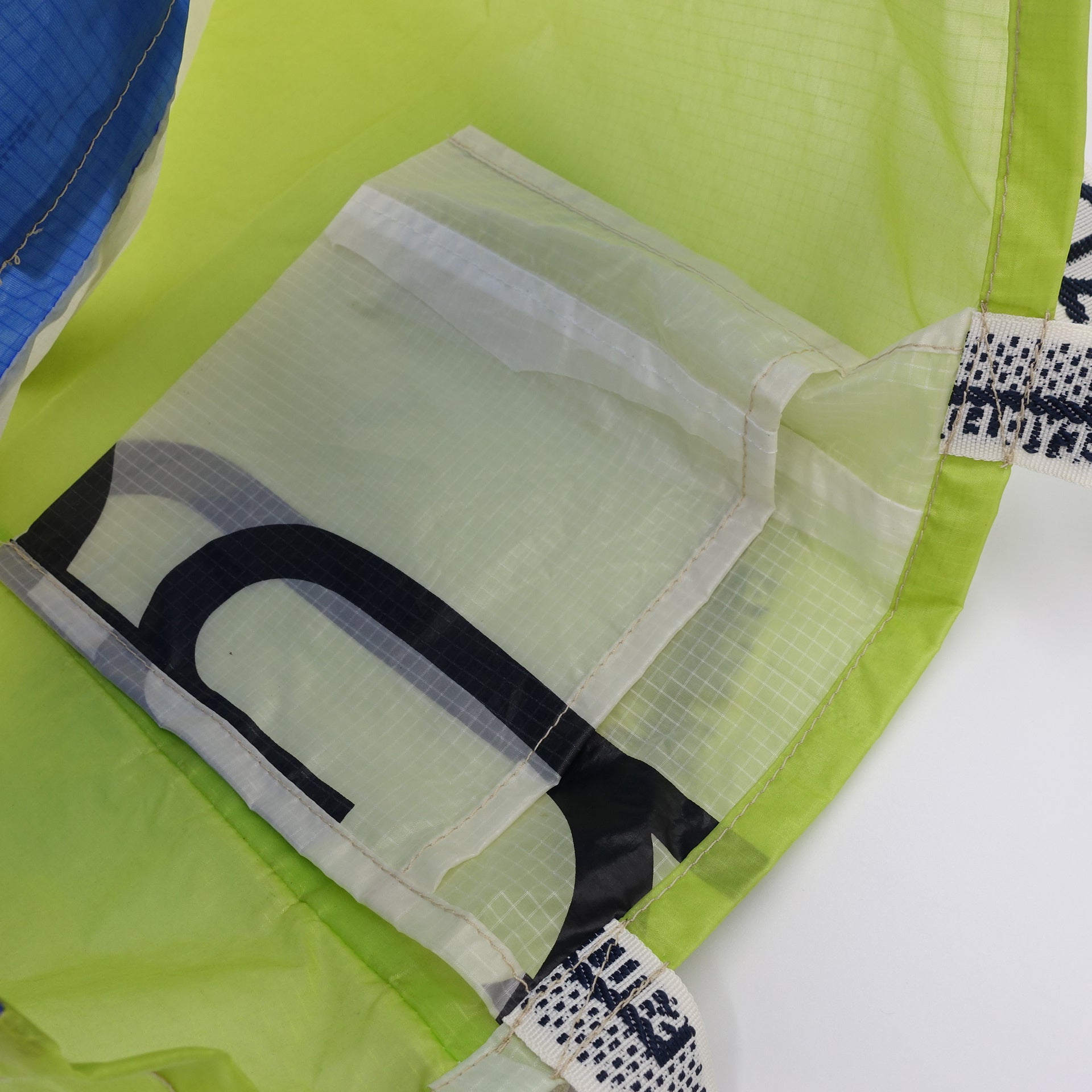 EXCLUSIVE CUT_TOTE L