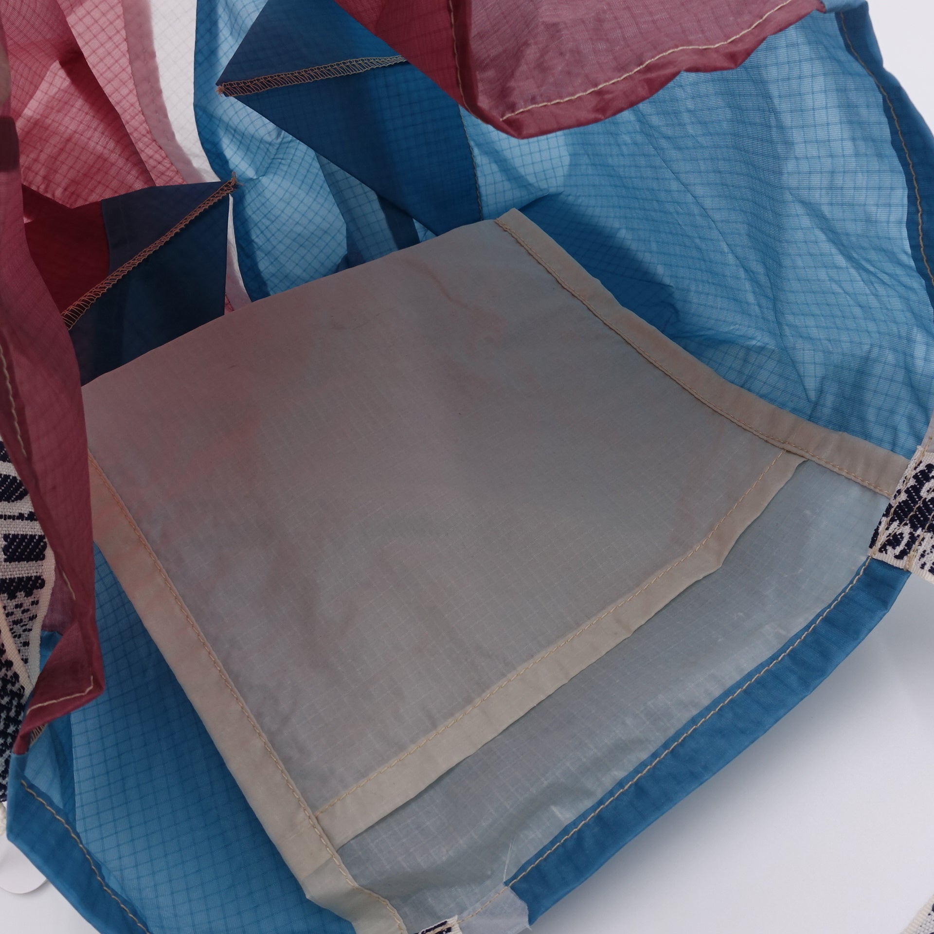 EXCLUSIVE CUT_TOTE M