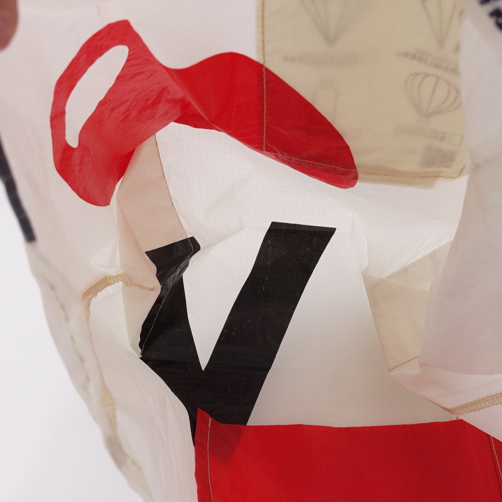 EXCLUSIVE CUT_TOTE M