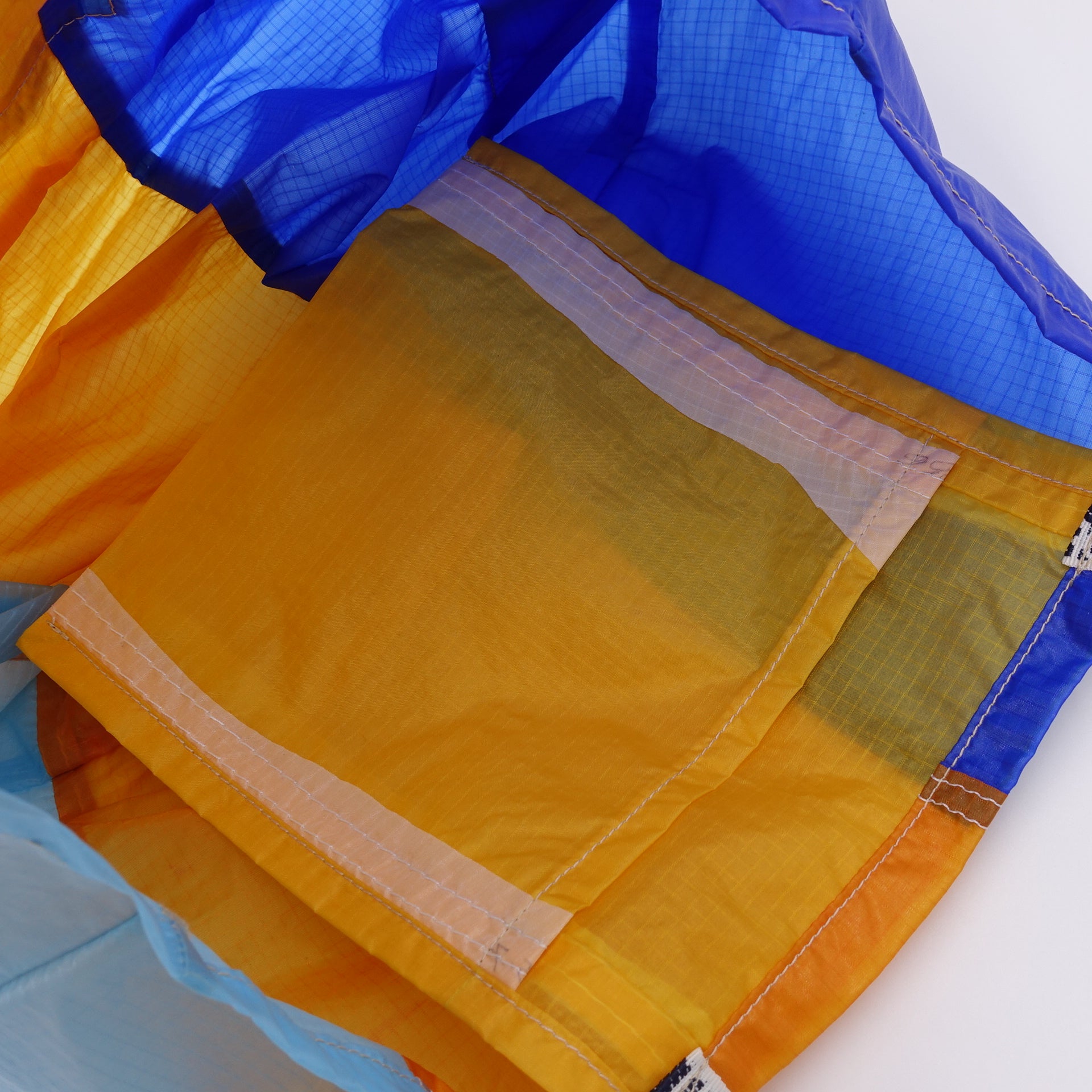 EXCLUSIVE CUT_TOTE M