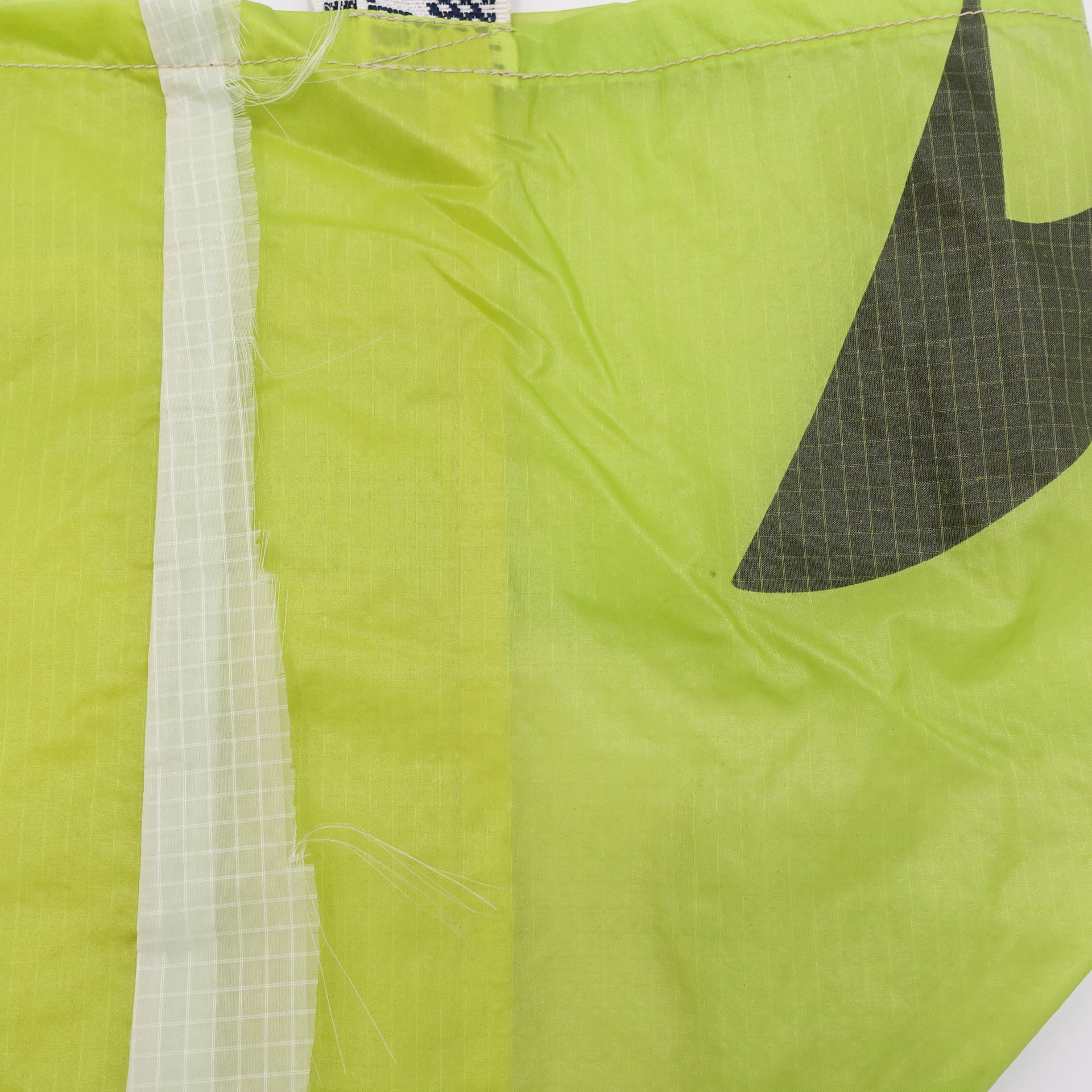 EXCLUSIVE CUT_TOTE M