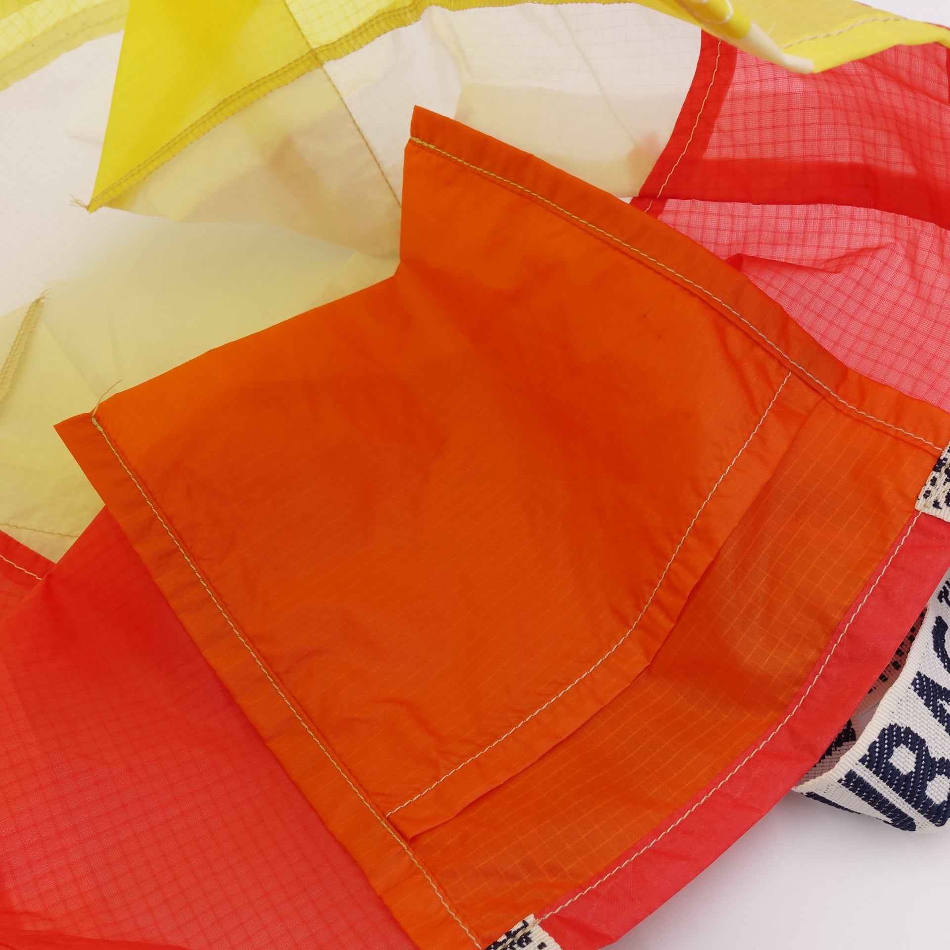 EXCLUSIVE CUT_TOTE M