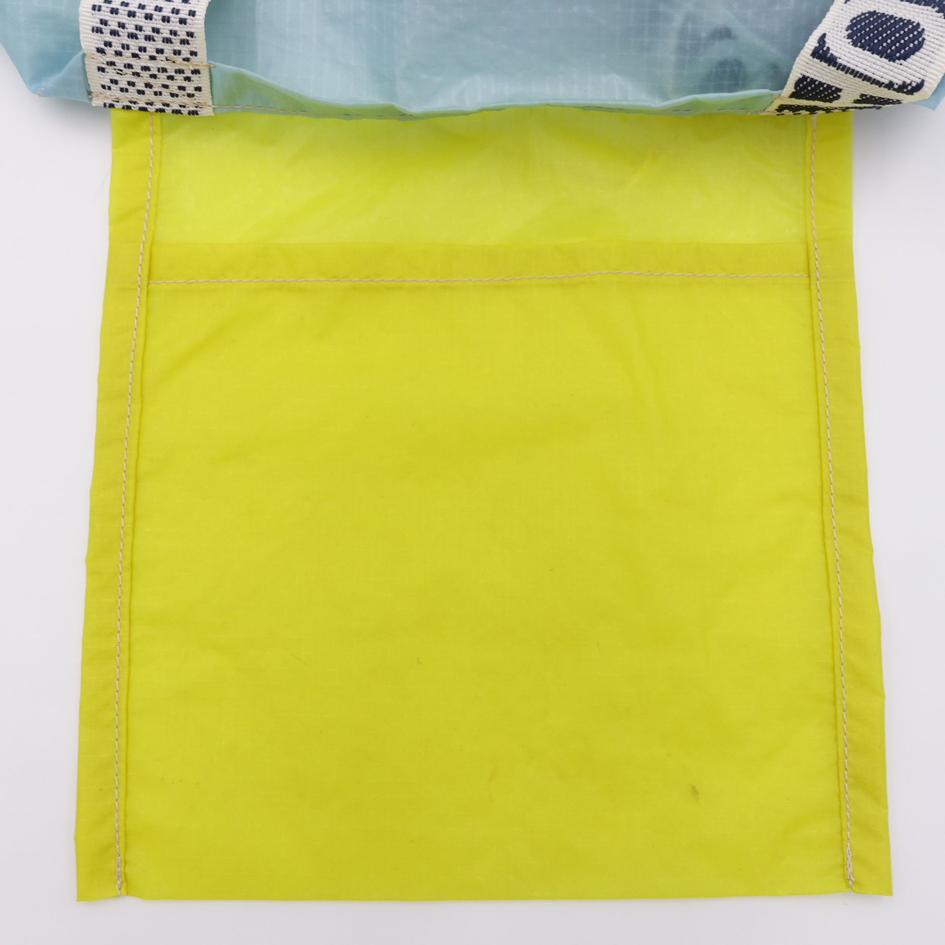 EXCLUSIVE CUT_TOTE M