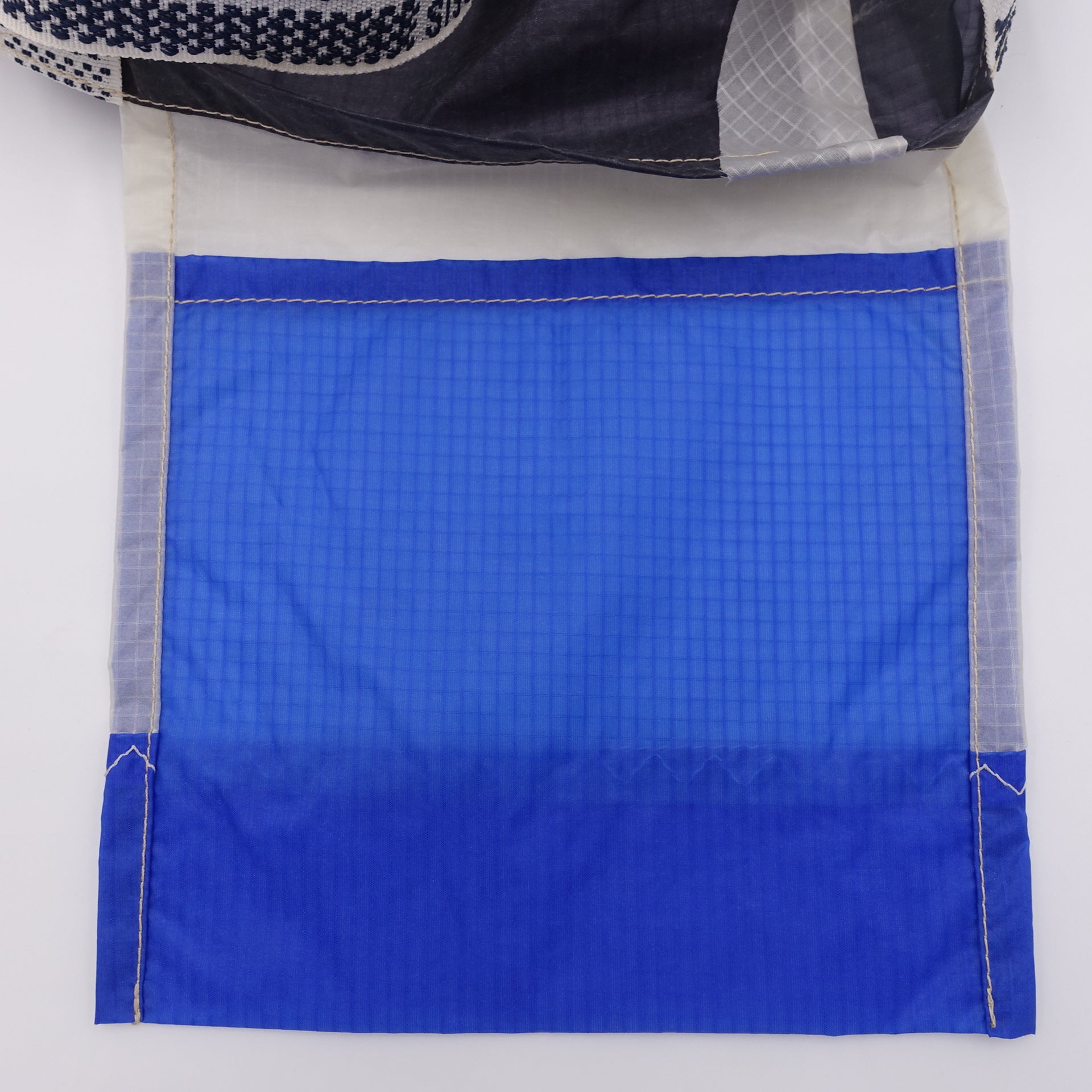 EXCLUSIVE CUT_TOTE XL