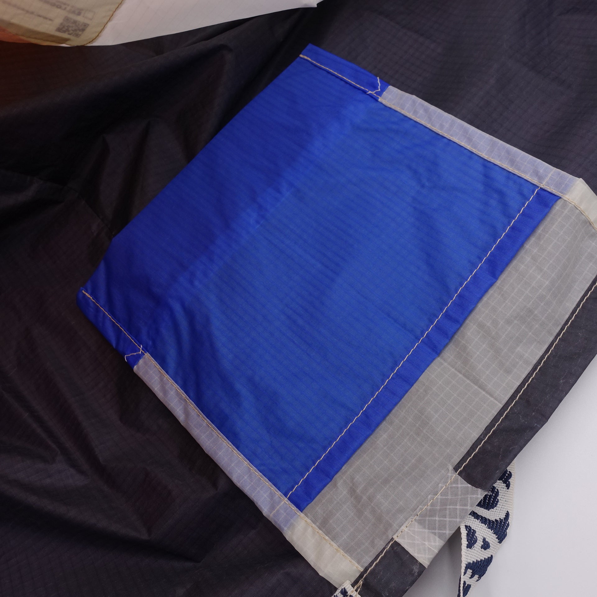 EXCLUSIVE CUT_TOTE XL