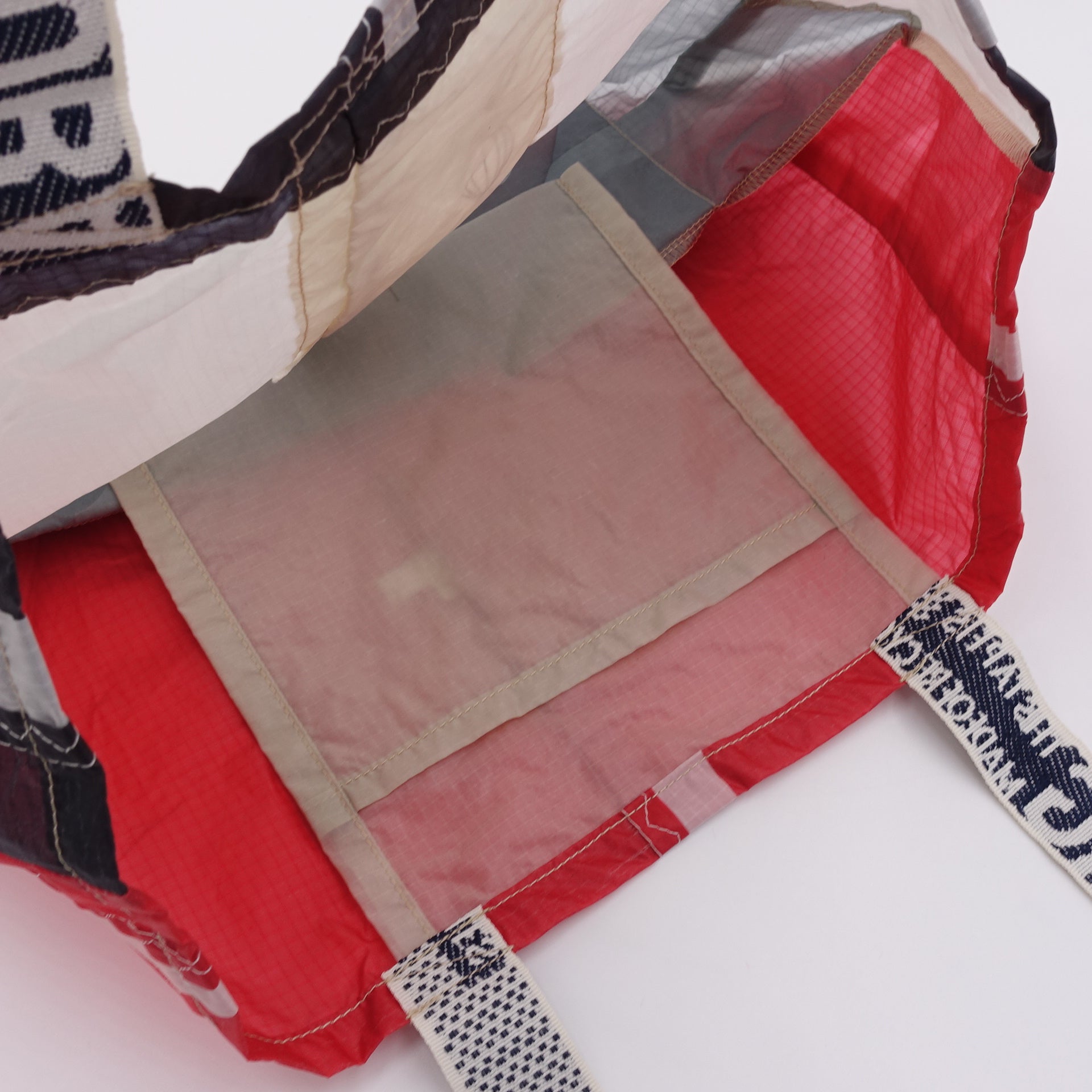 EXCLUSIVE CUT_TOTE M