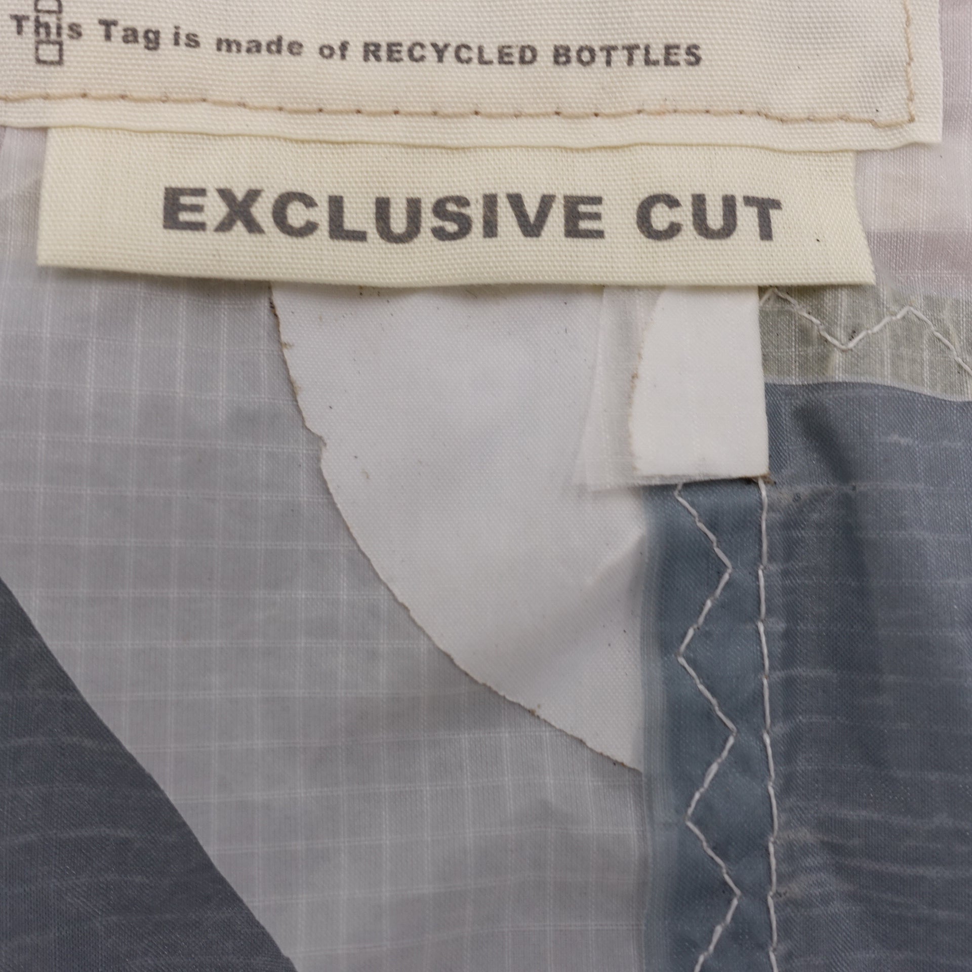 EXCLUSIVE CUT_TOTE M