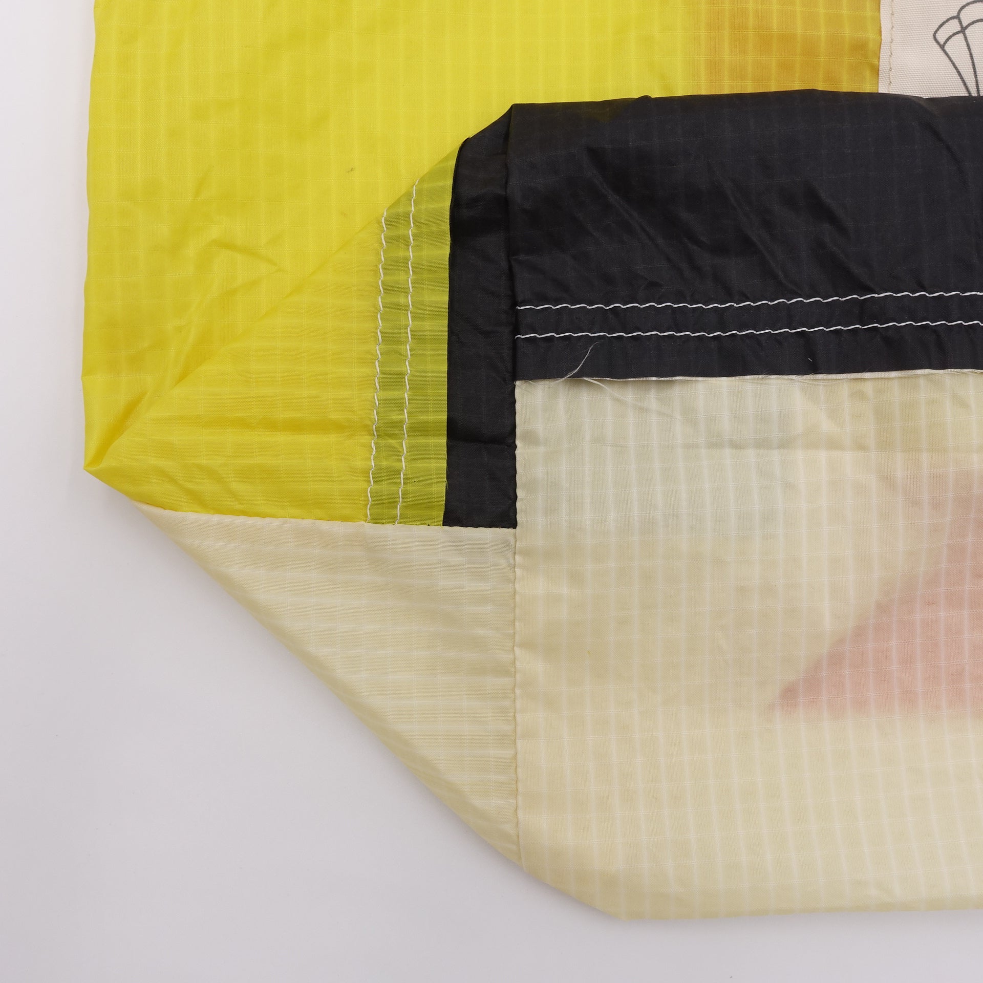 EXCLUSIVE CUT_TOTE M