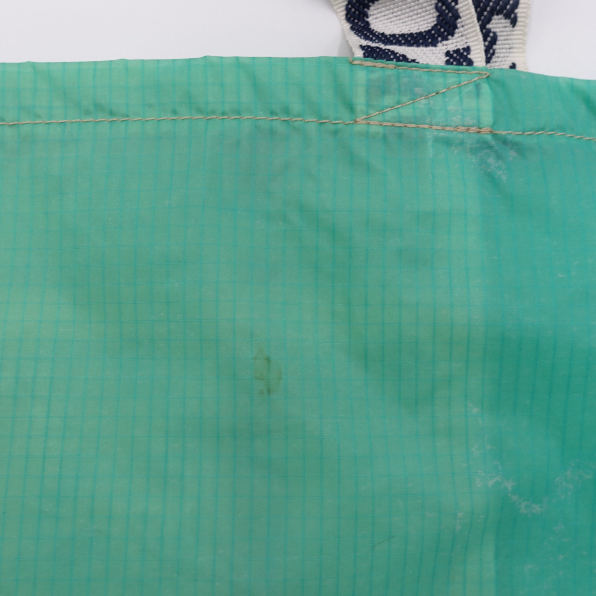 EXCLUSIVE CUT_TOTE M